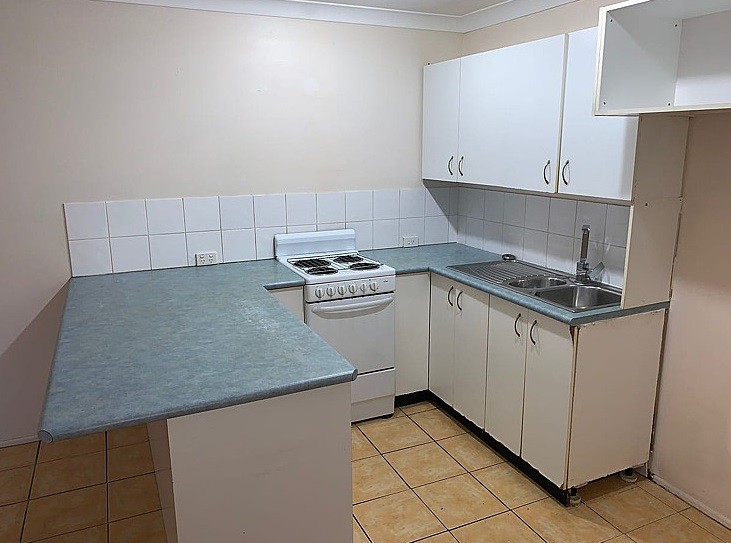 2/34 Dawn Parade, Miami, QLD 4220