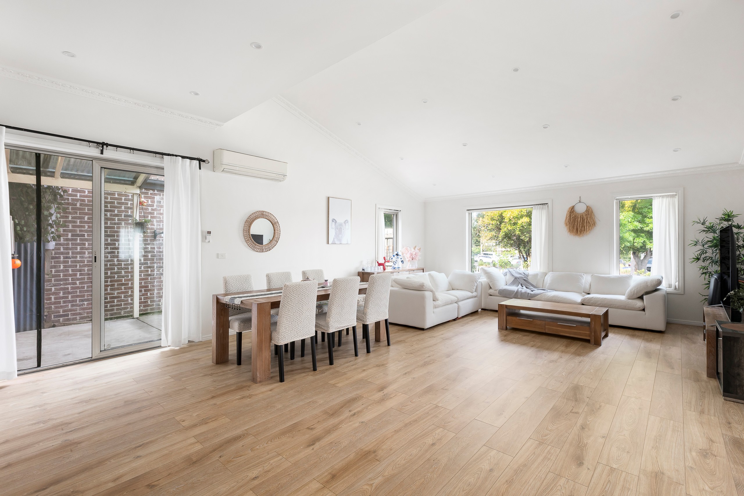 1/16 Samarinda Avenue, Ashburton, VIC 3147