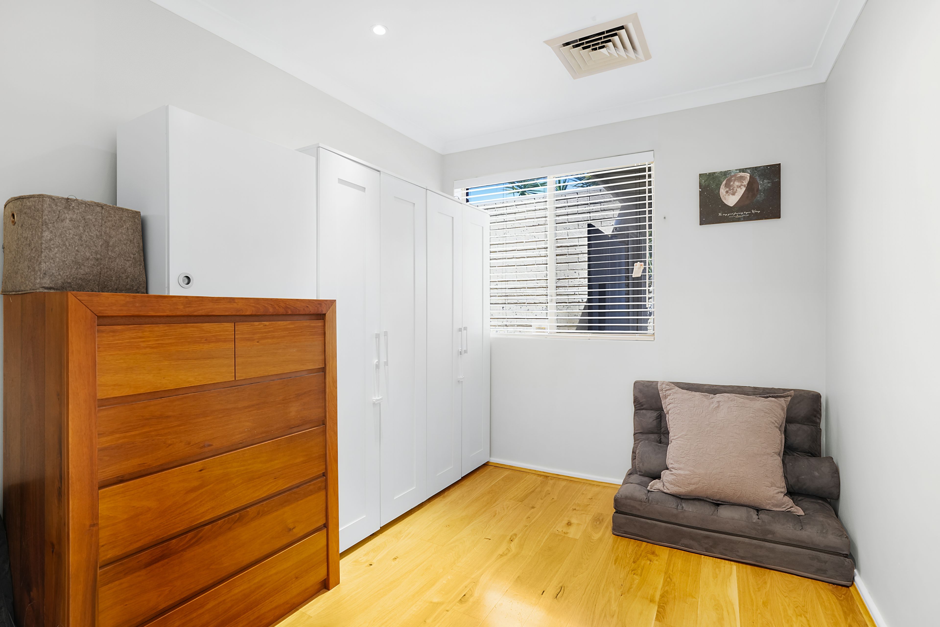 2/80 Hamilton Street — photo 17 of 24