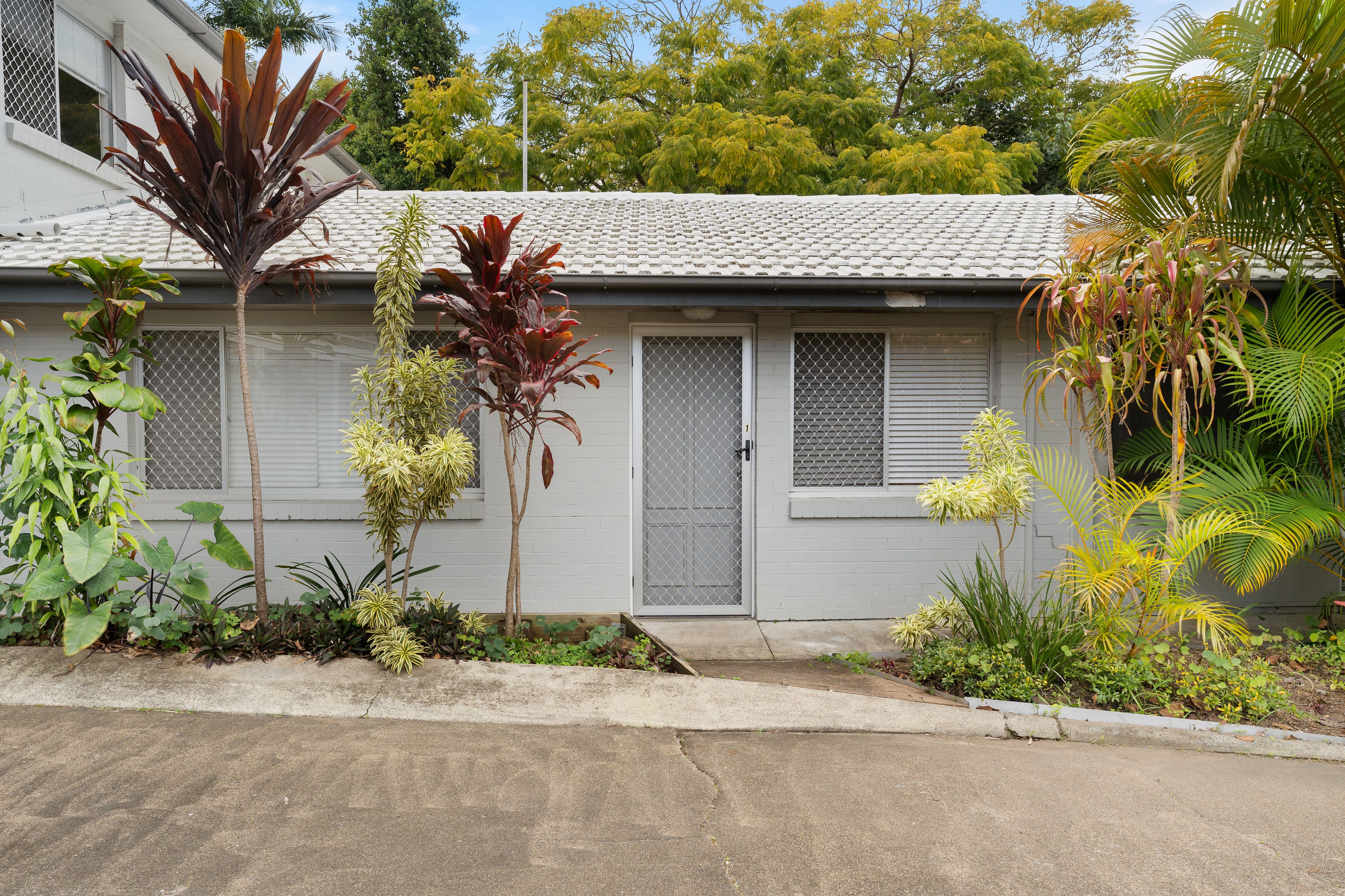 1/18 Walter Avenue, East Brisbane, QLD 4169