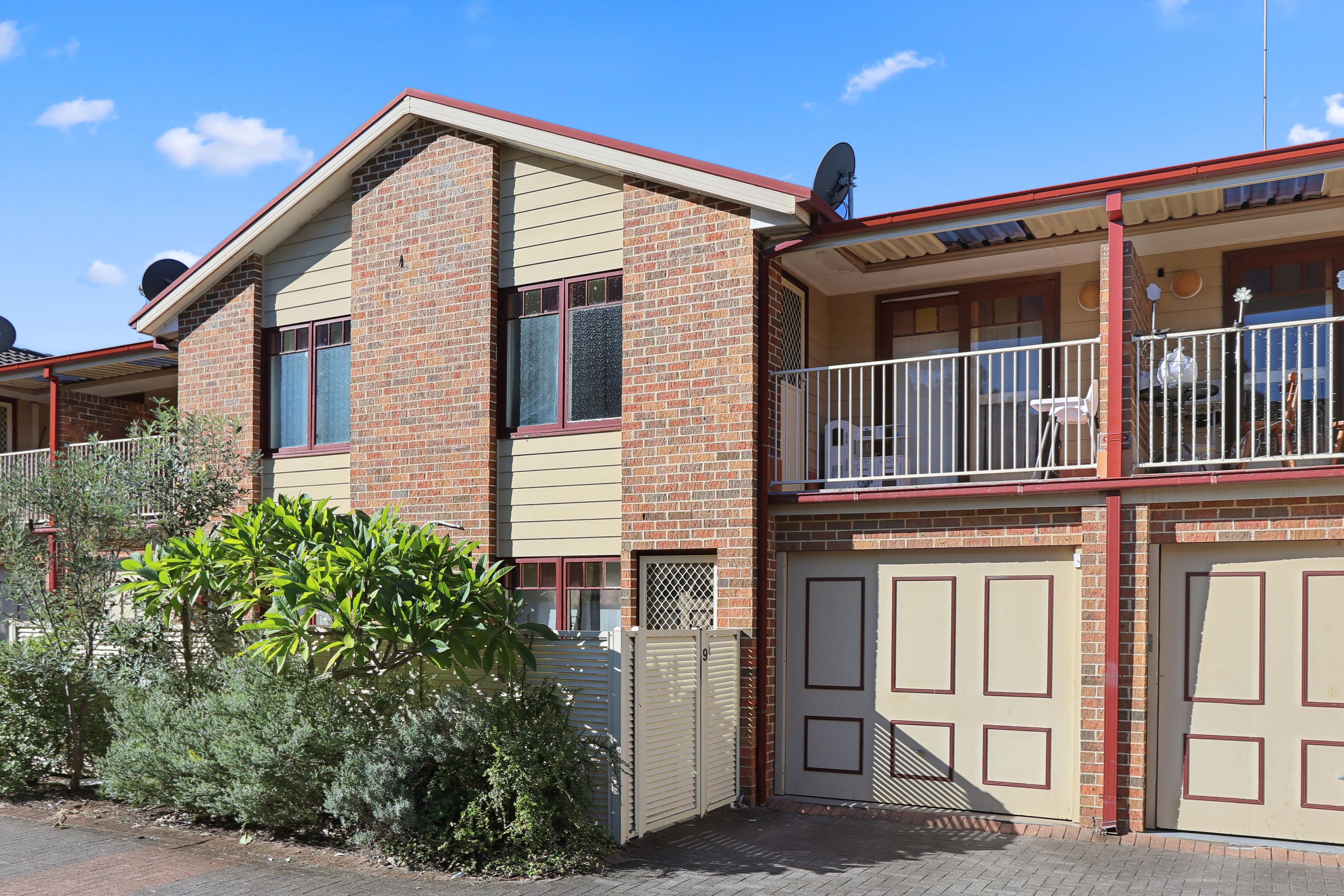 9-11 Thurston Street, Penrith NSW 2750