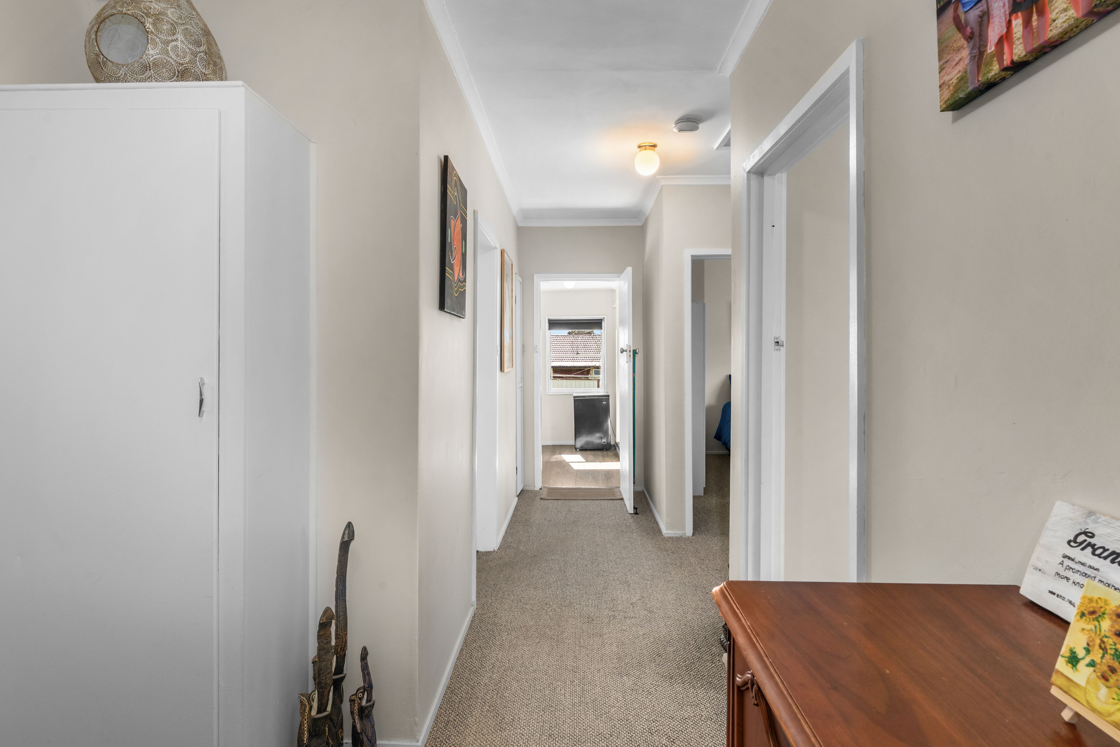 4 Mccormack Crescent — photo 8 of 17