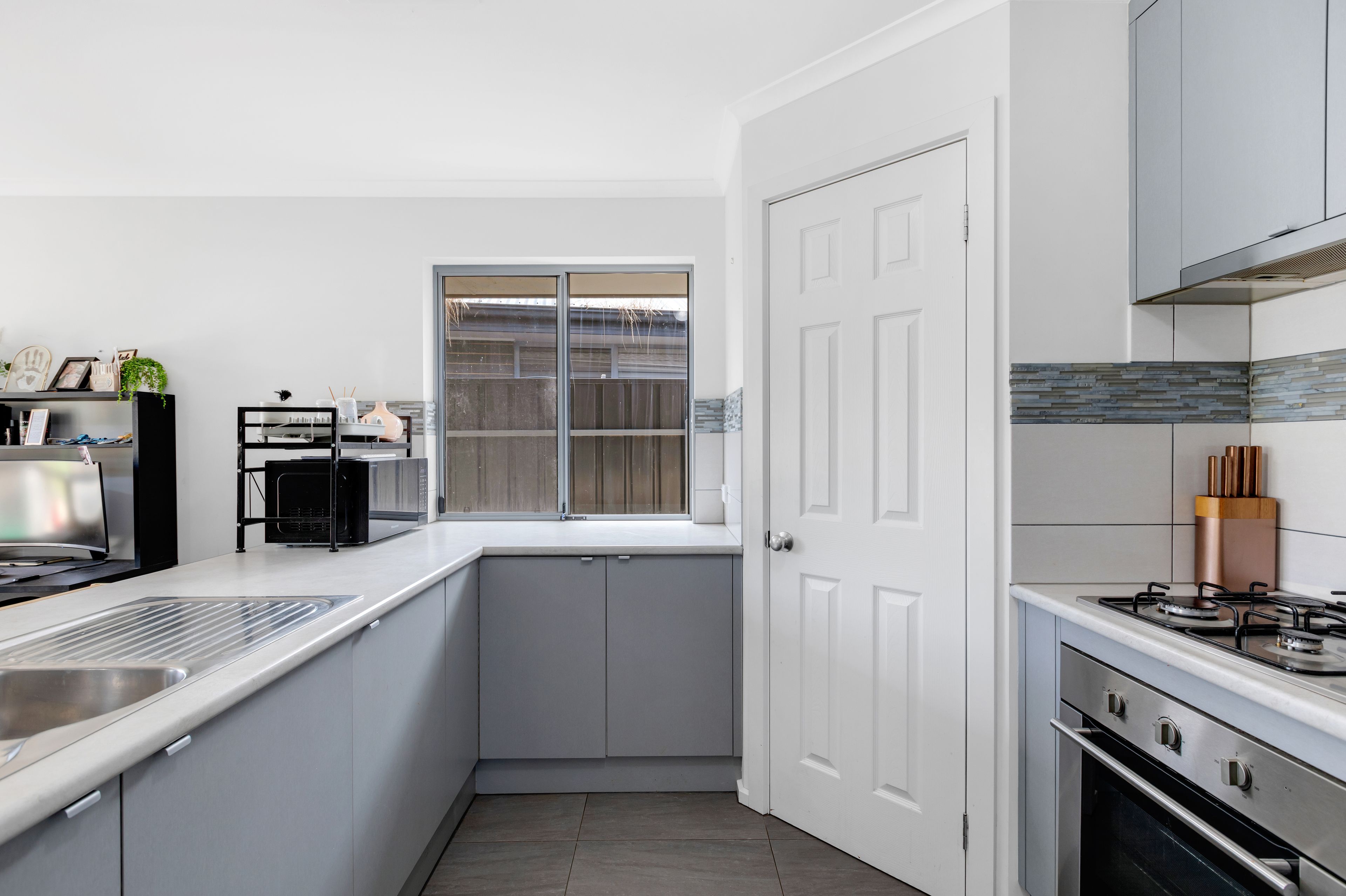13a Southan Street — photo 4 of 26