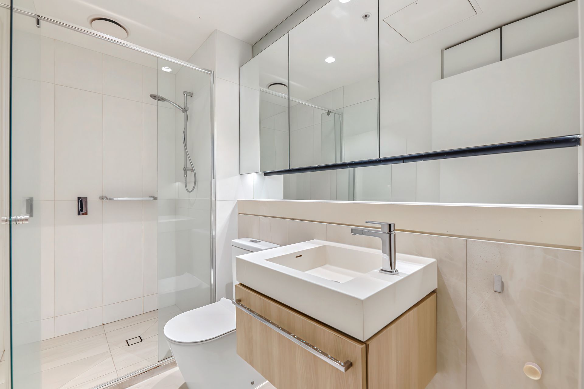 706/60 Dorcas Street — photo 6 of 10