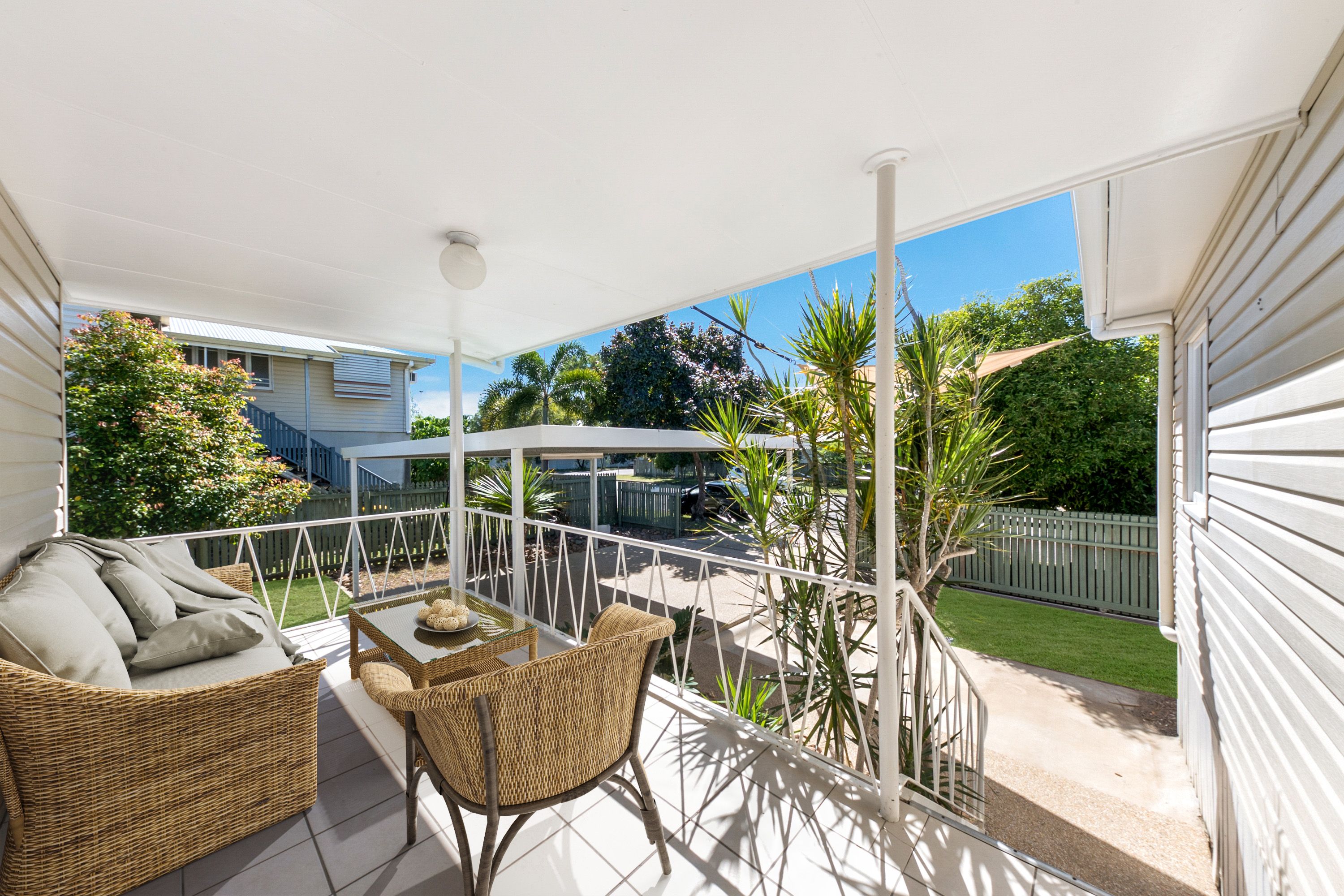 13 Halloran Street, Hermit Park, QLD 4812