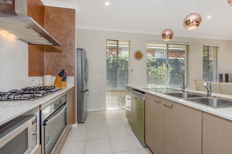 6 Vickers Road, Baldivis, WA 6171 - House for Rent - Ray White ...