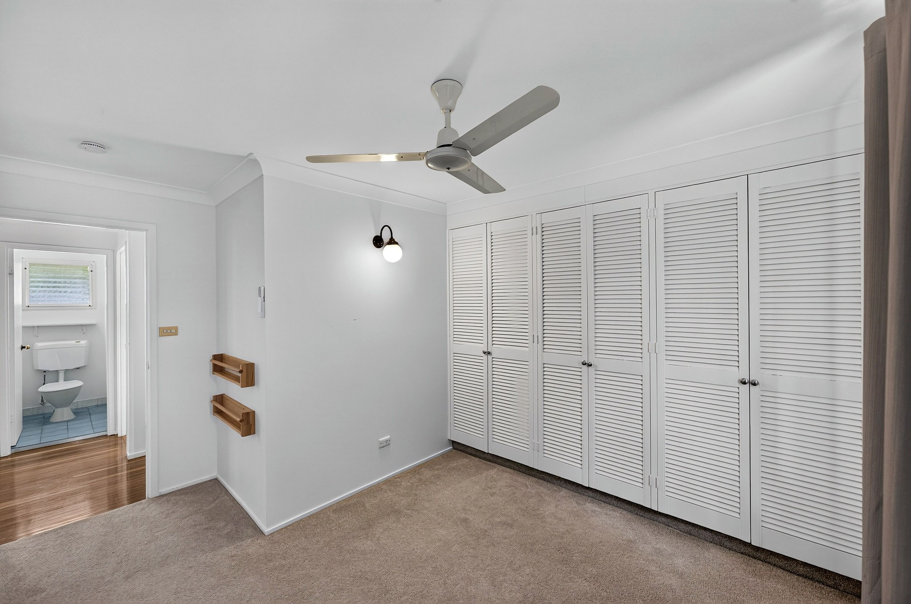 426 Moyle Street — photo 10 of 30