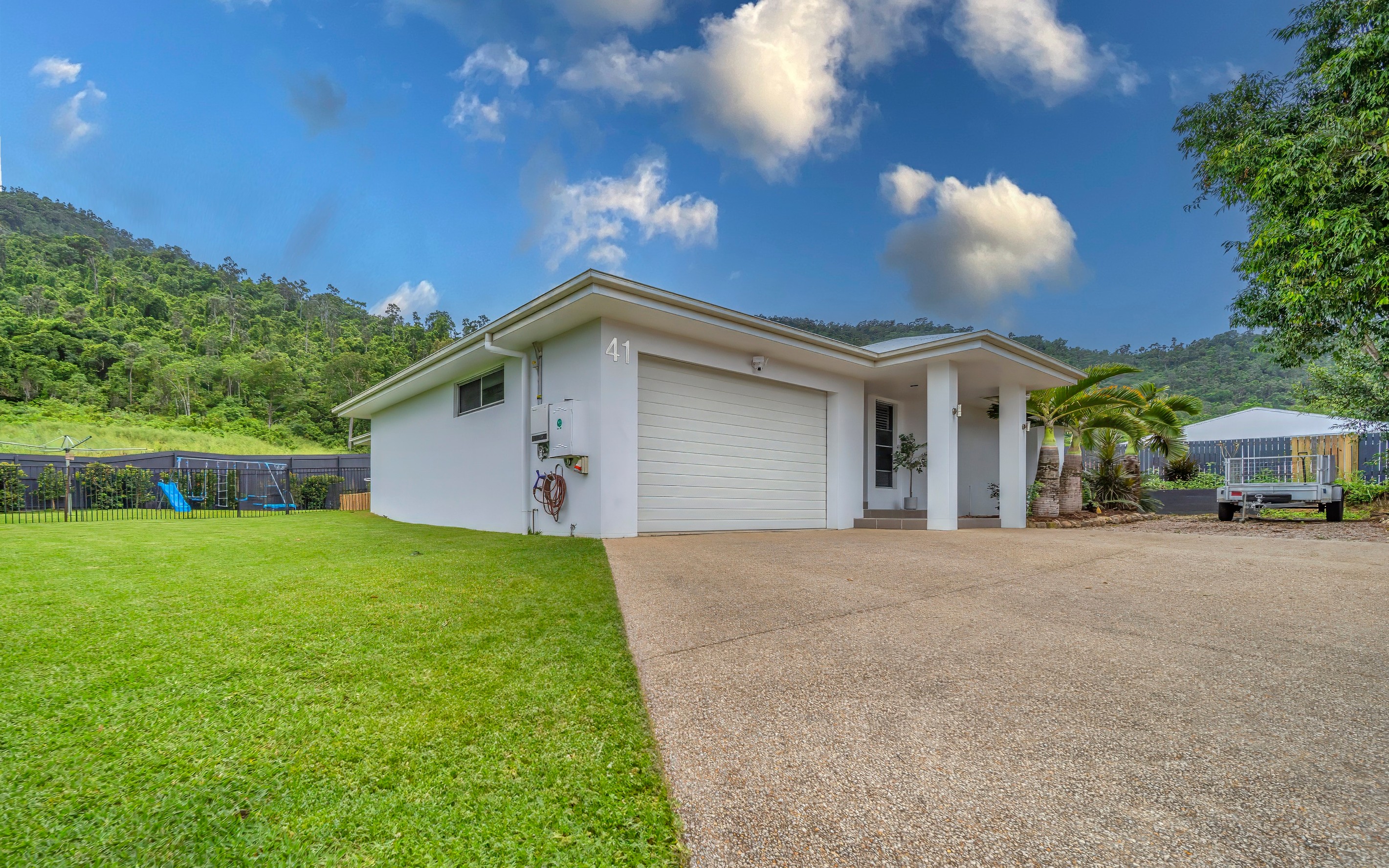 41 Endeavour Circuit, Cannonvale, QLD 4802