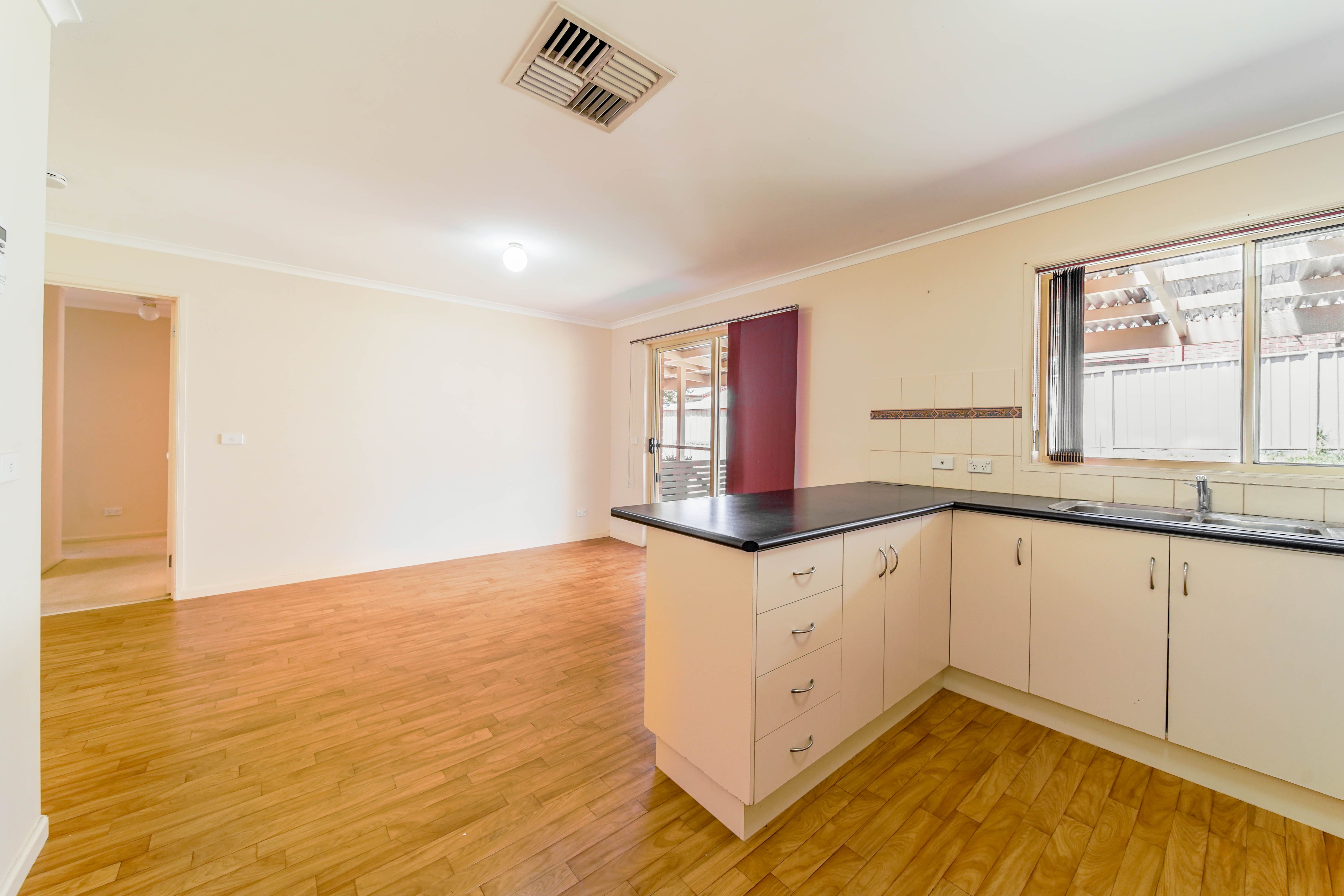 18 Ross Street, White Hills, VIC 3550