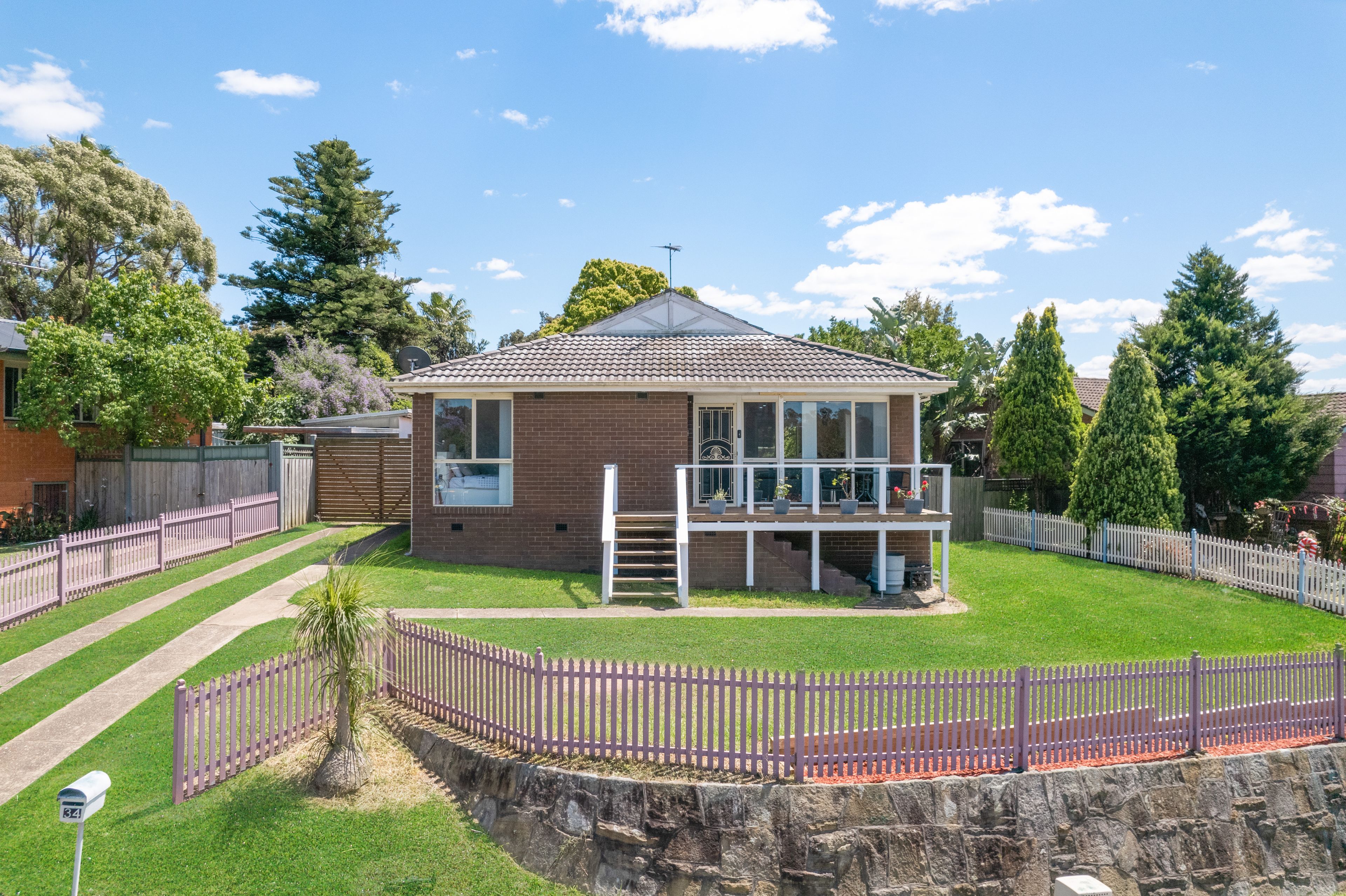 34 Grevillea Crescent, Macquarie Fields, NSW 2564