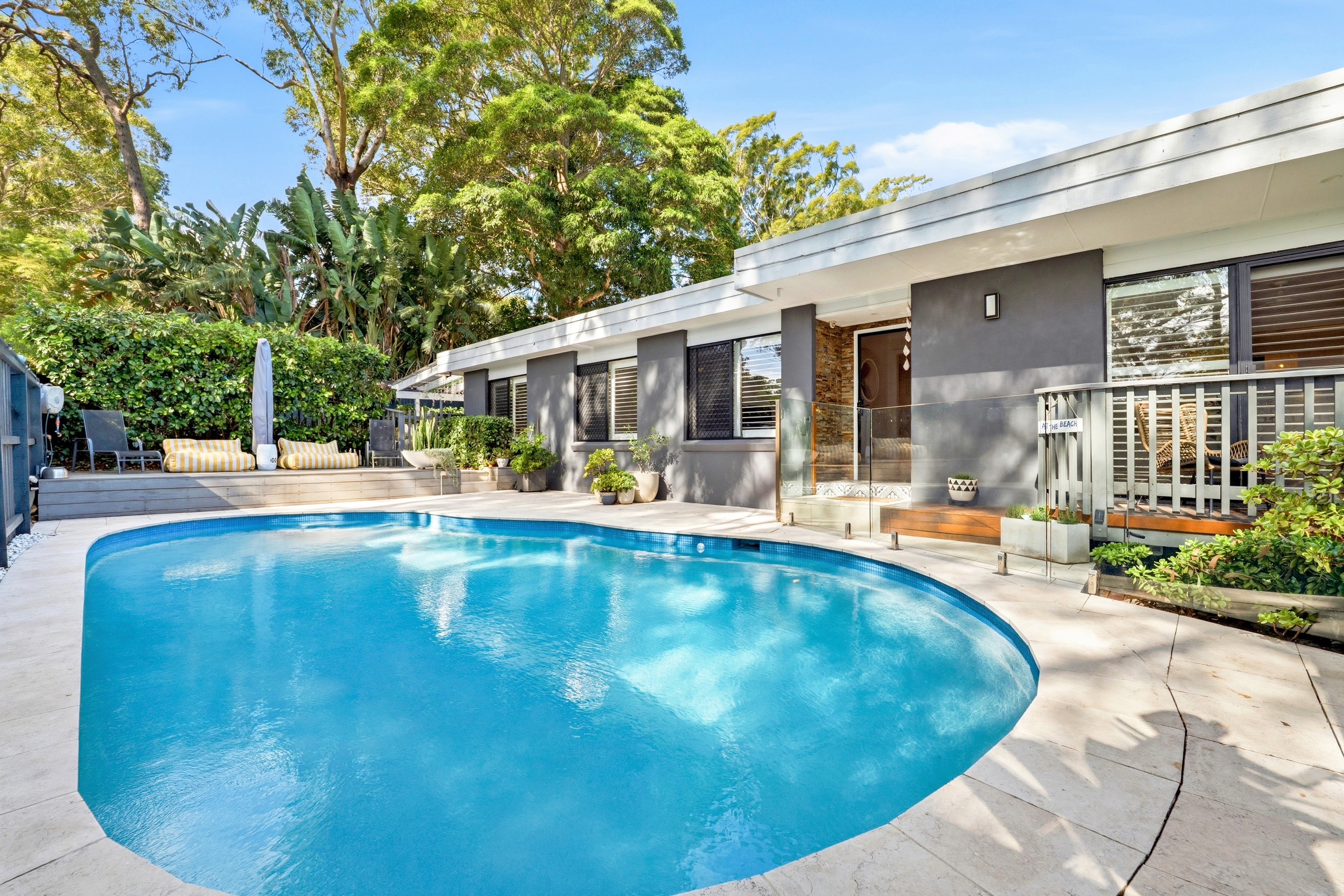 16 Rickard Street, Bateau Bay, NSW 2261