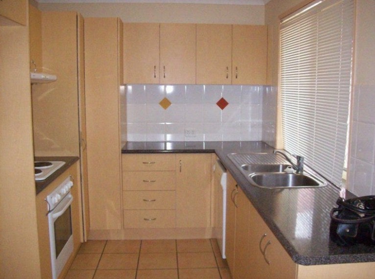 8 Fuller Avenue, Meadowbrook, QLD 4131