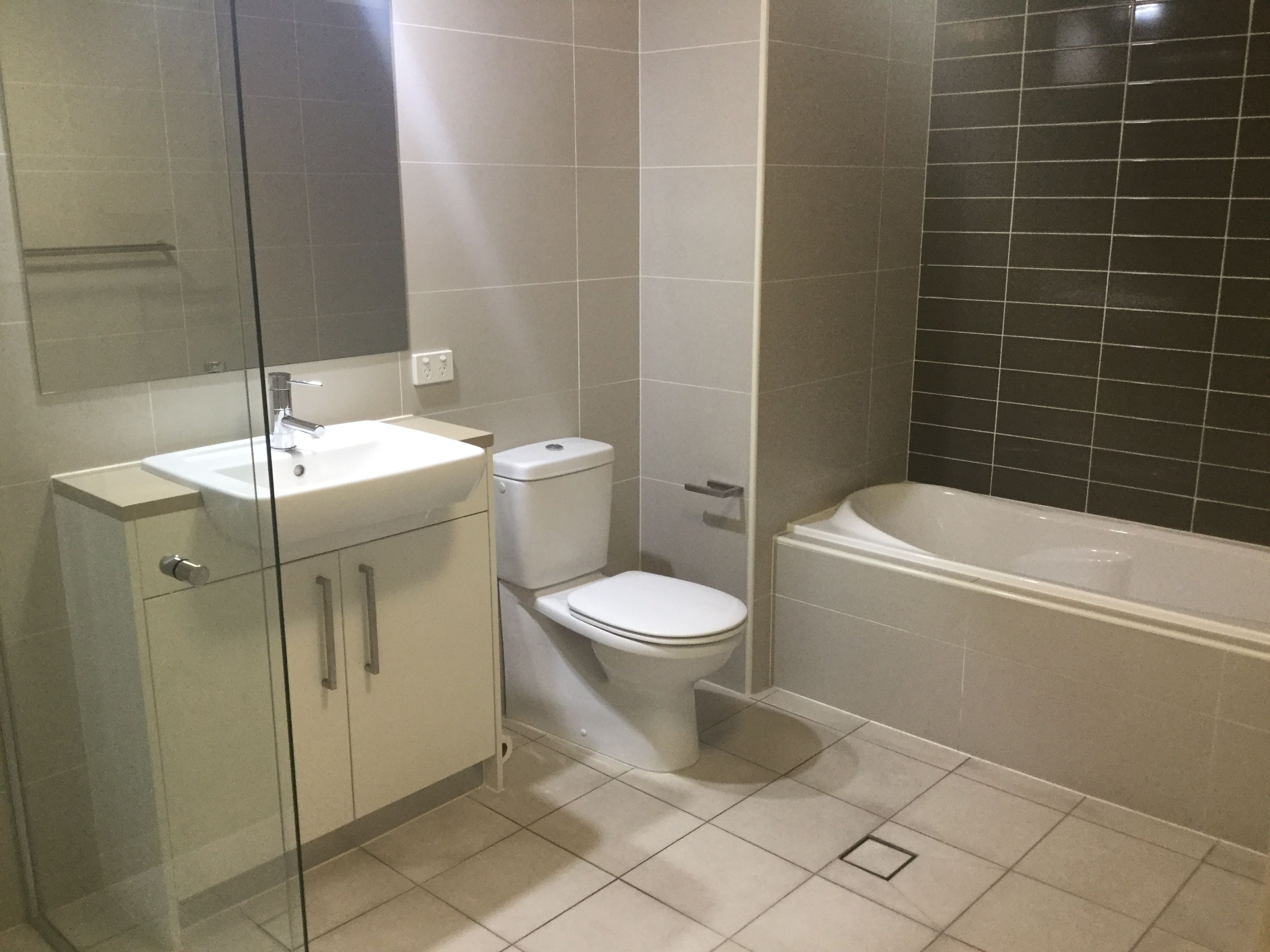Bank For Your Future - One of Townsville's Most Prestigious Unit Complex's With a Secure Lease In Place — photo 22 of 23
