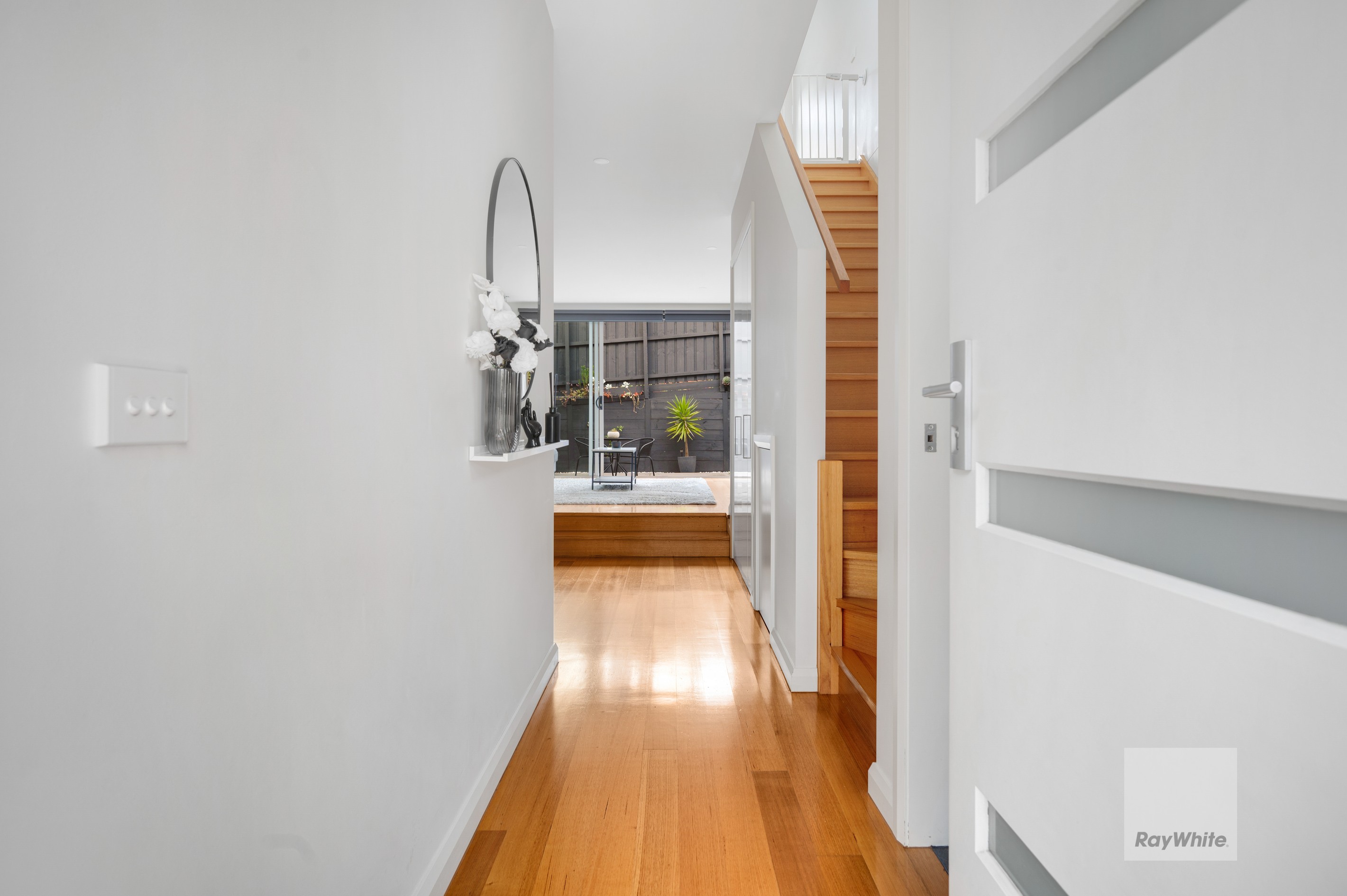 4/16 Riddell Street, Westmeadows, VIC 3049