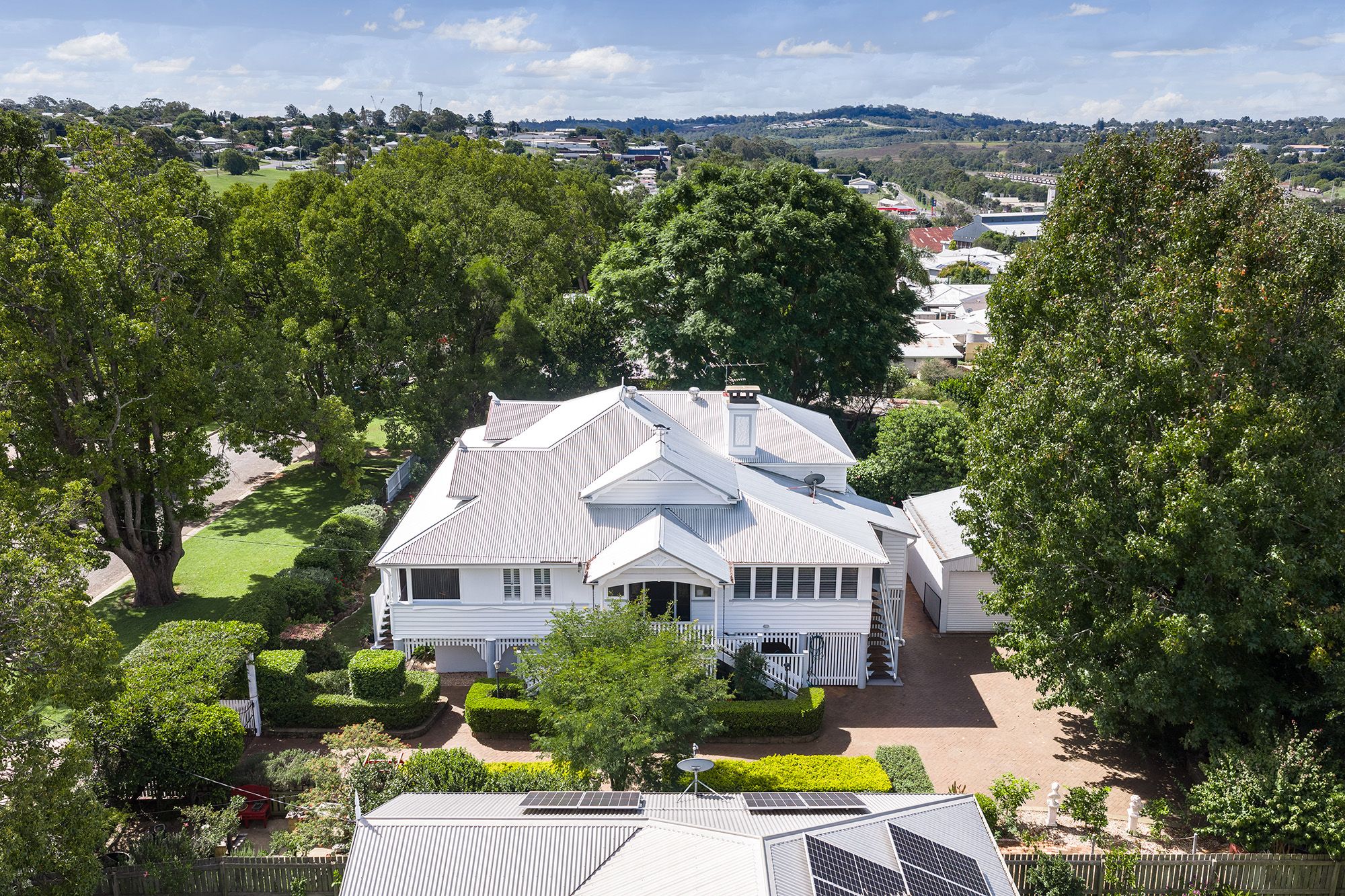 10 Gladstone Street, Newtown, QLD 4350