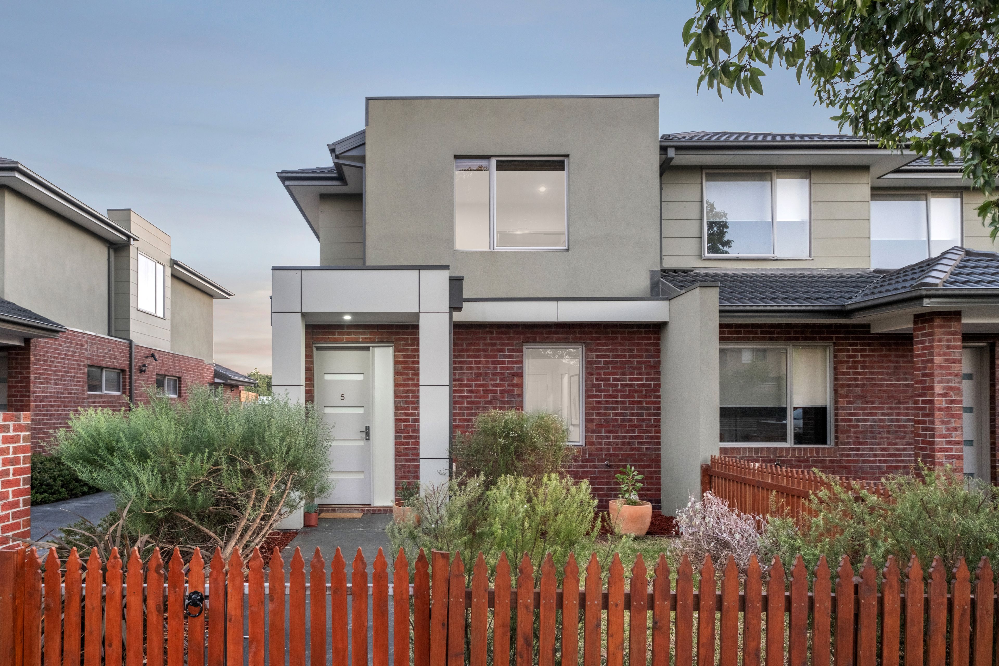 103-105 St Vigeons Road, Reservoir VIC 3073