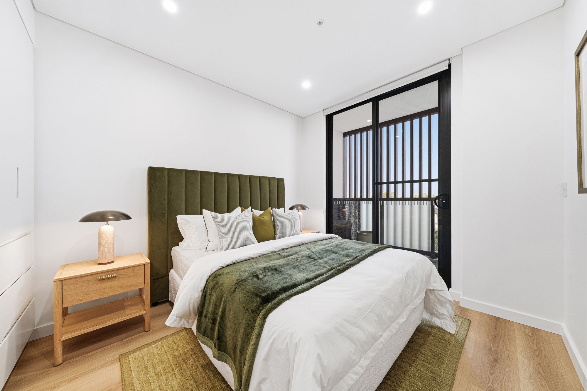 2 Bedroom Units/27-33 Ascot Street — photo 5 of 25