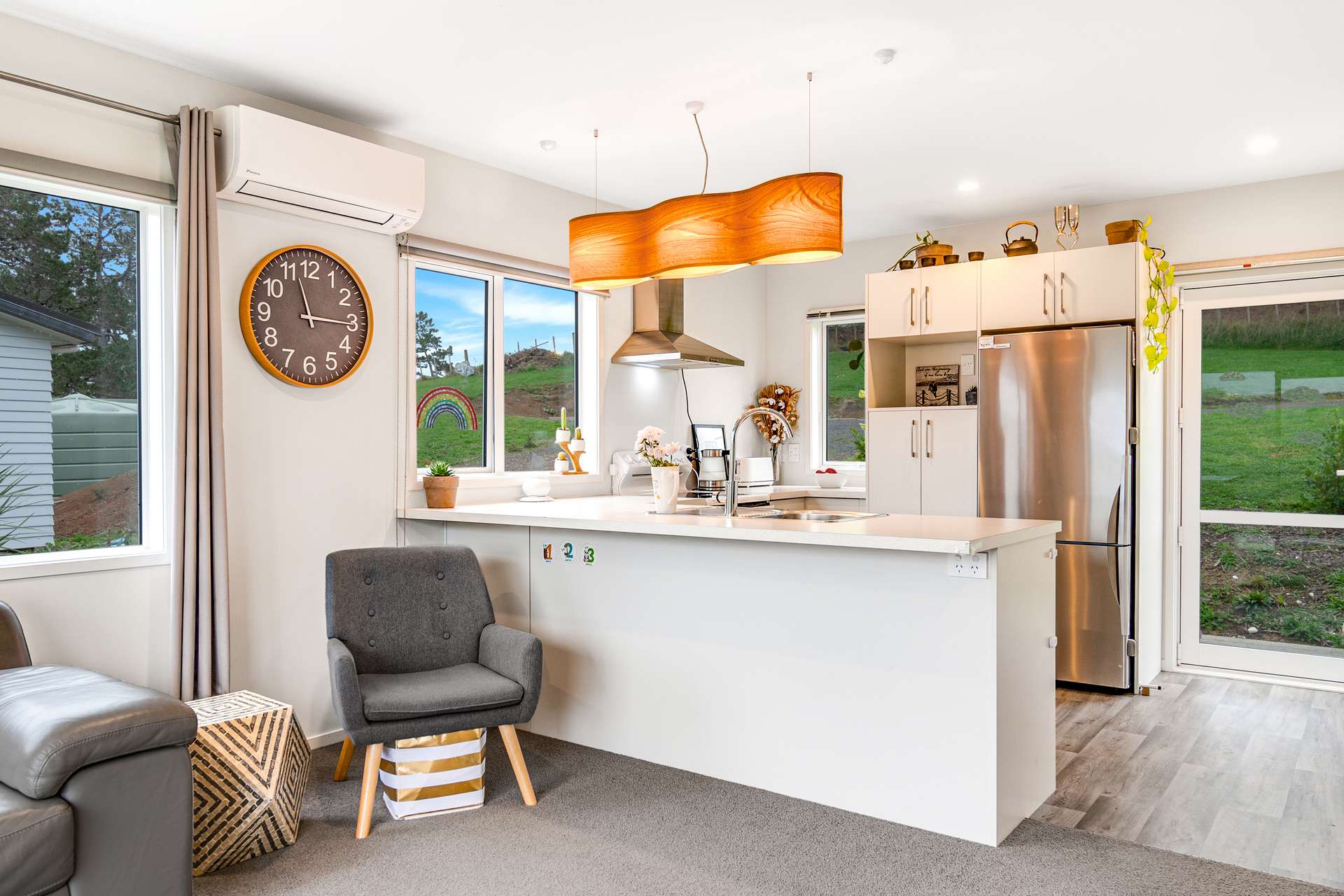 2/206b Tawa Road photo 0