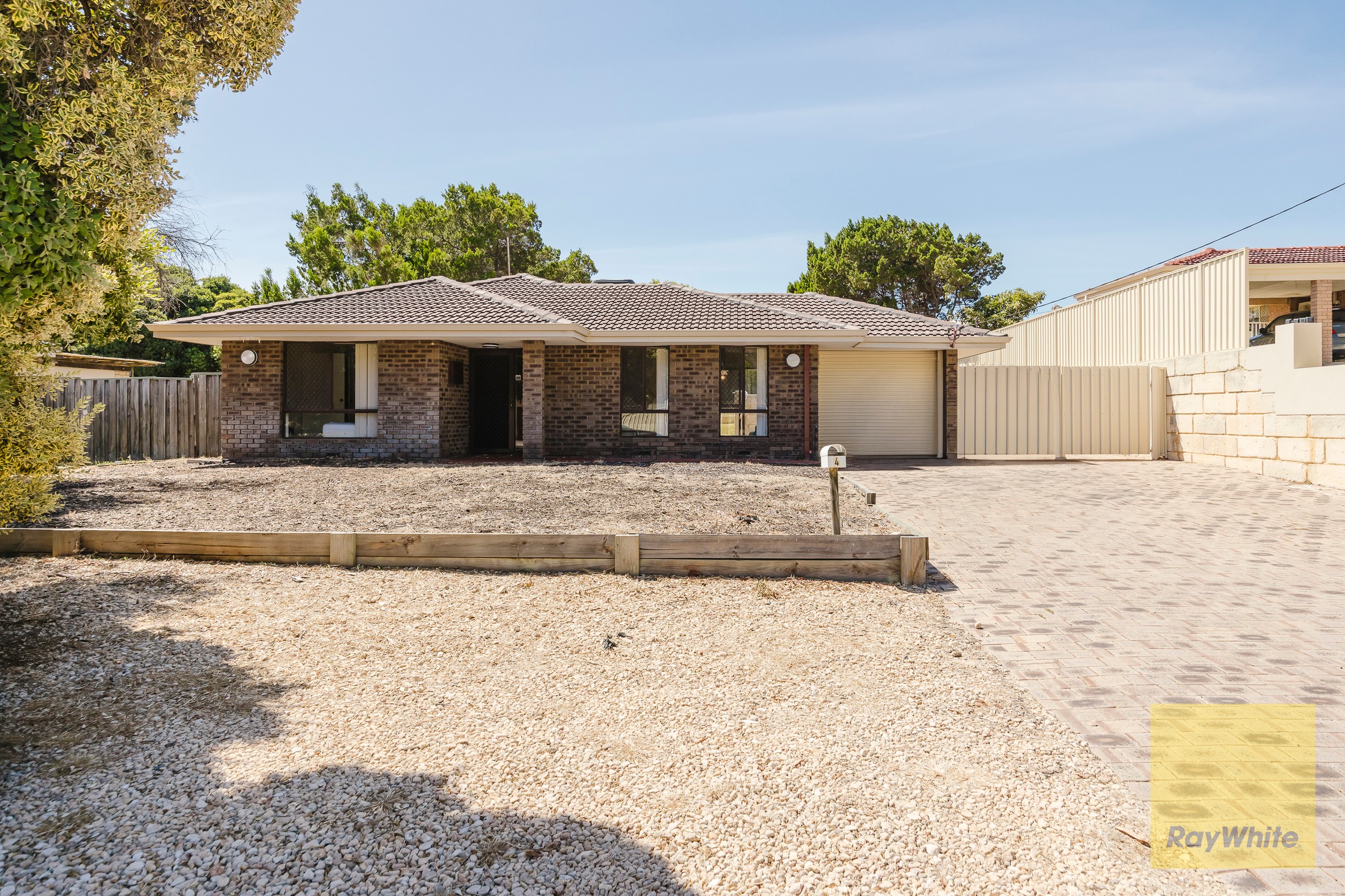 4 Kaiber Avenue, Yanchep, WA 6035
