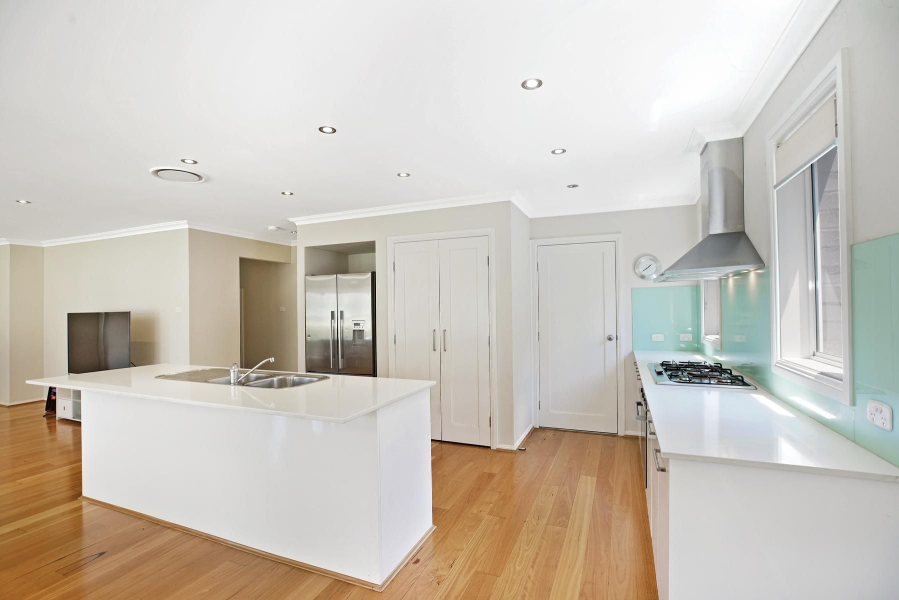 10 Parakeet Grove, Glenmore Park, NSW 2745