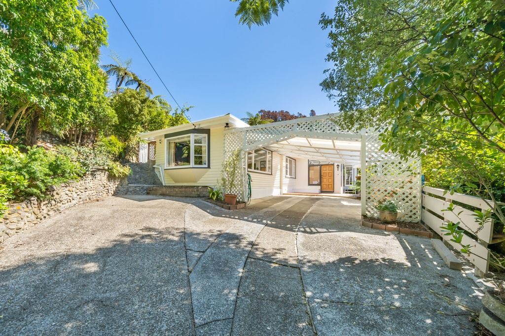 2 Rakau Grove, Stokes Valley, Lower Hutt City