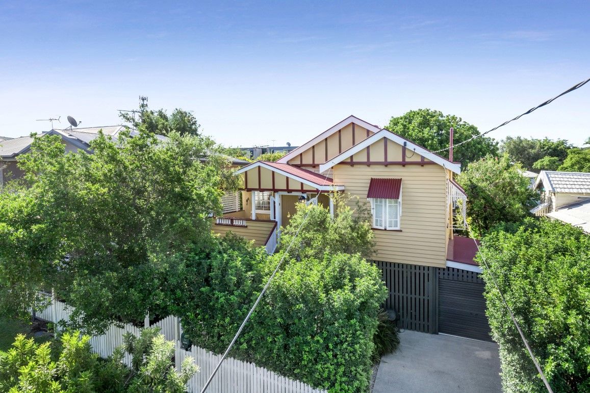 10 Ruby Street, Newmarket QLD 4051