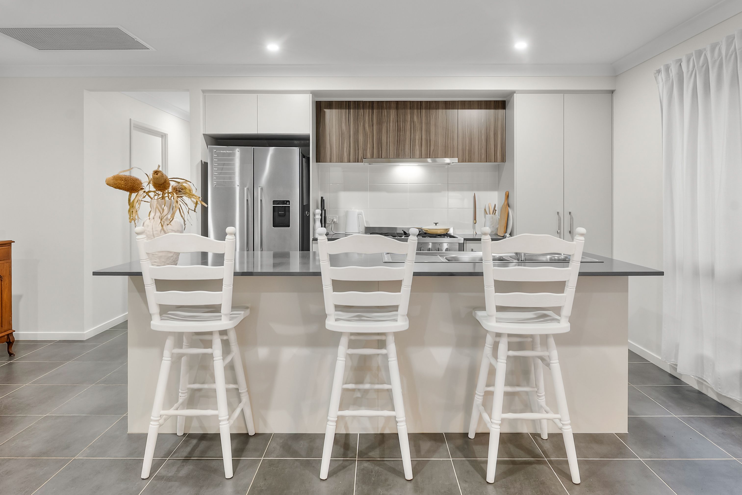 22 Majestic Avenue — photo 7 of 30