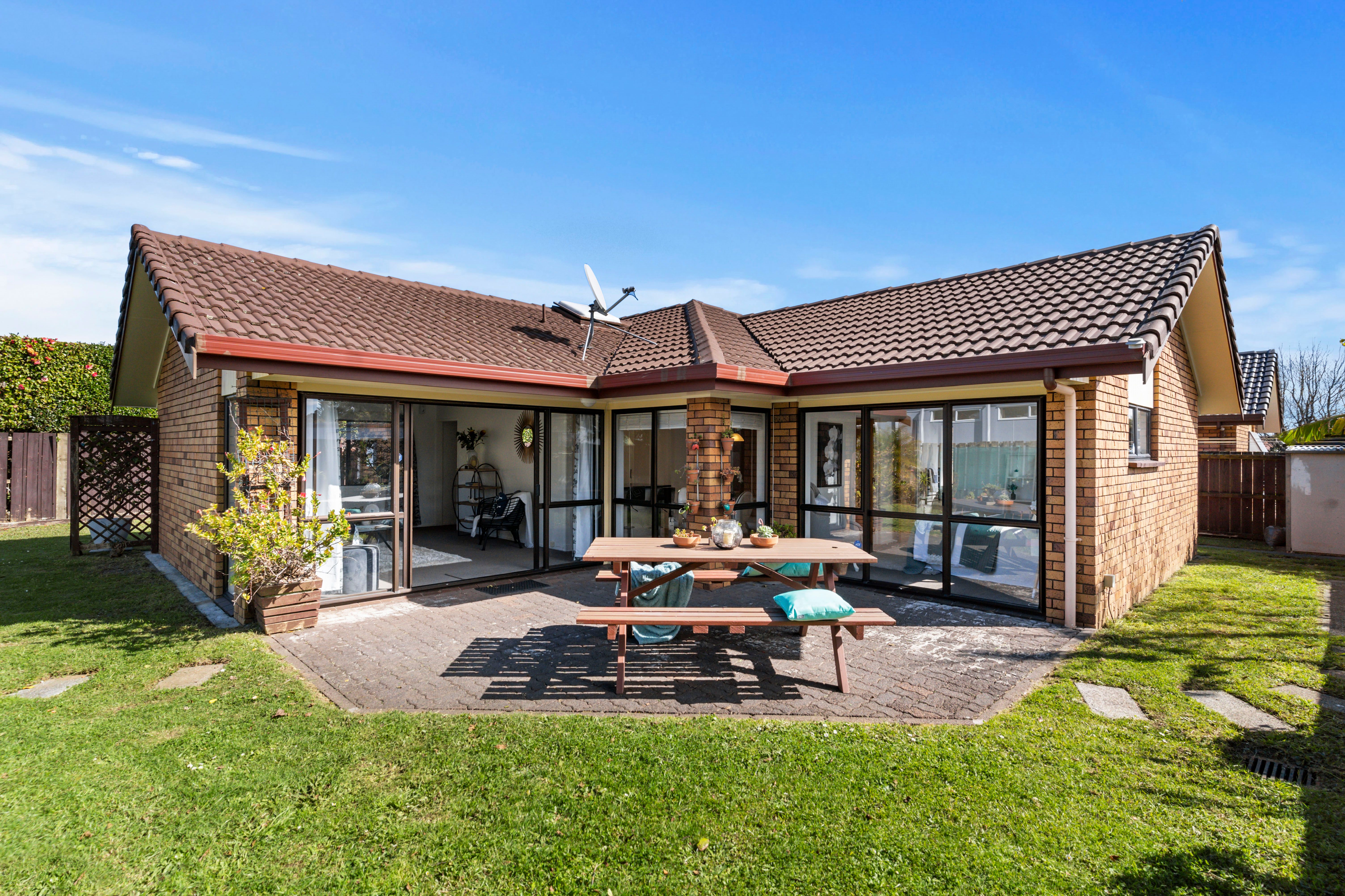 2/9 Marina Heights Drive, Half Moon Bay, Manukau City