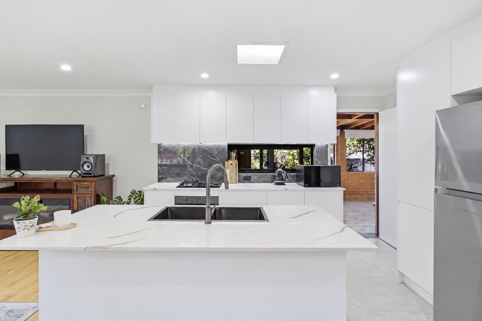 31 Elwood Crescent — photo from Ray White Everest Group - Norwest