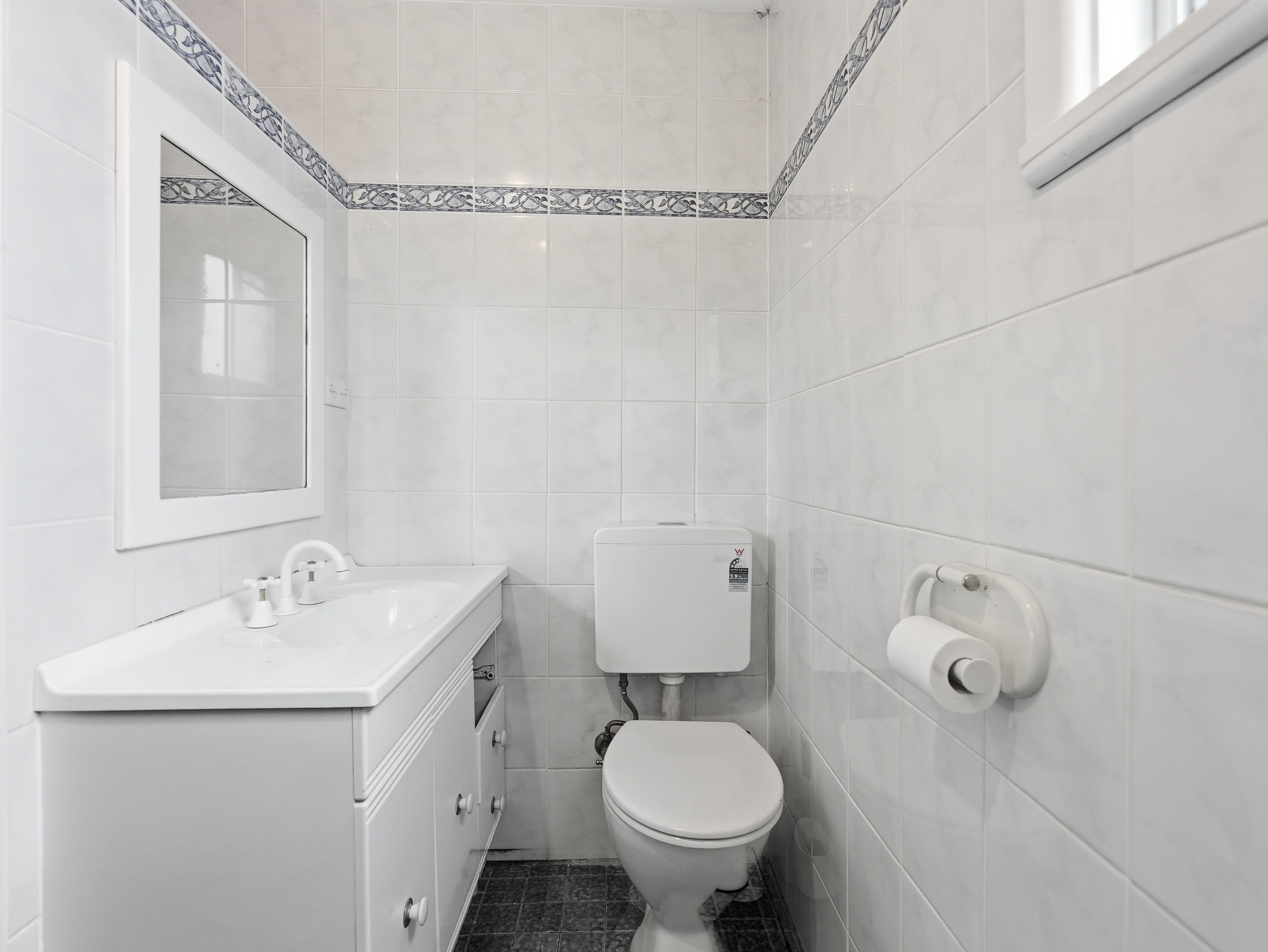 11-13 Olive Street — photo 12 of 25