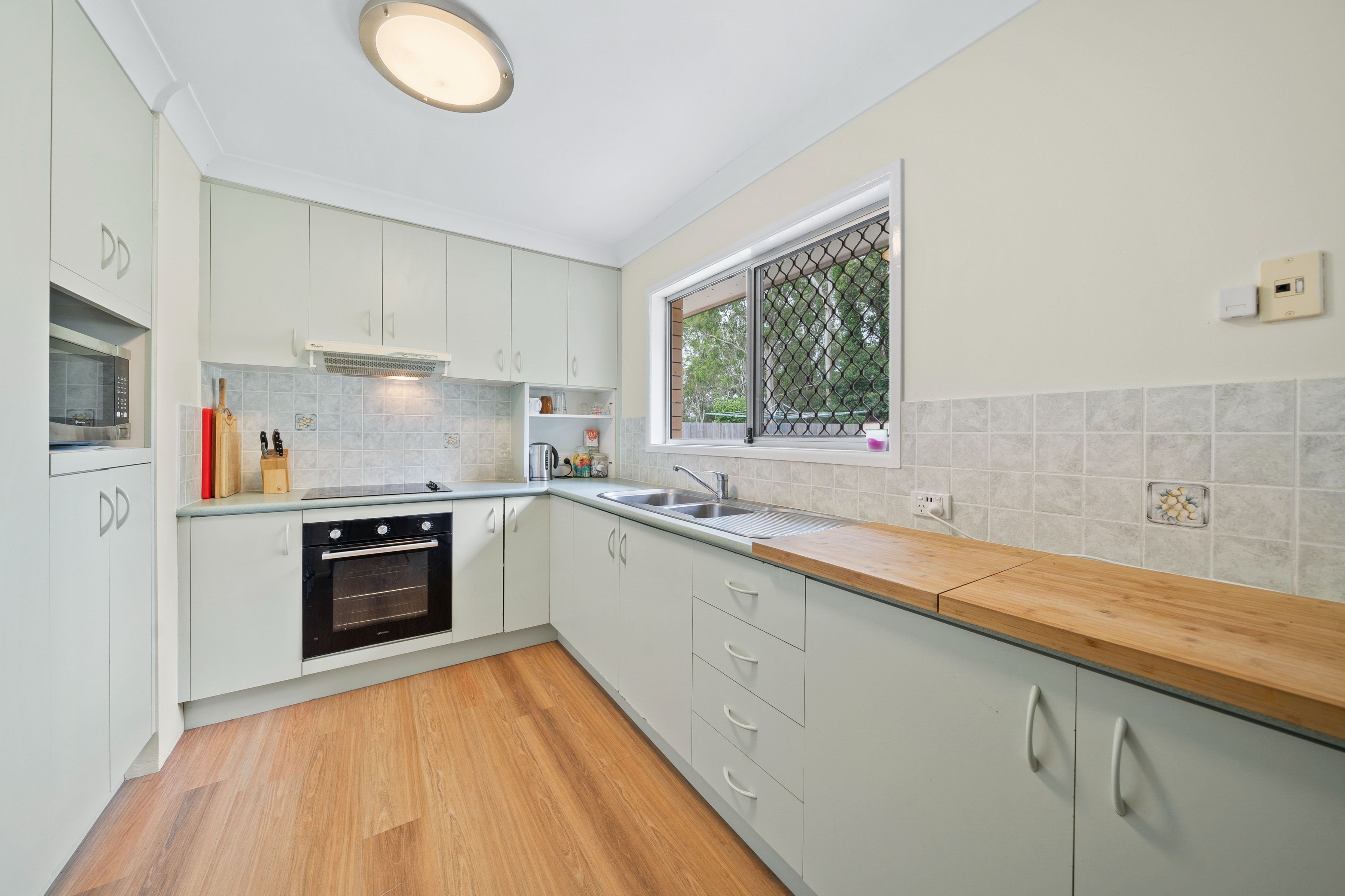 10 Farrington Court, Daisy Hill, QLD 4127