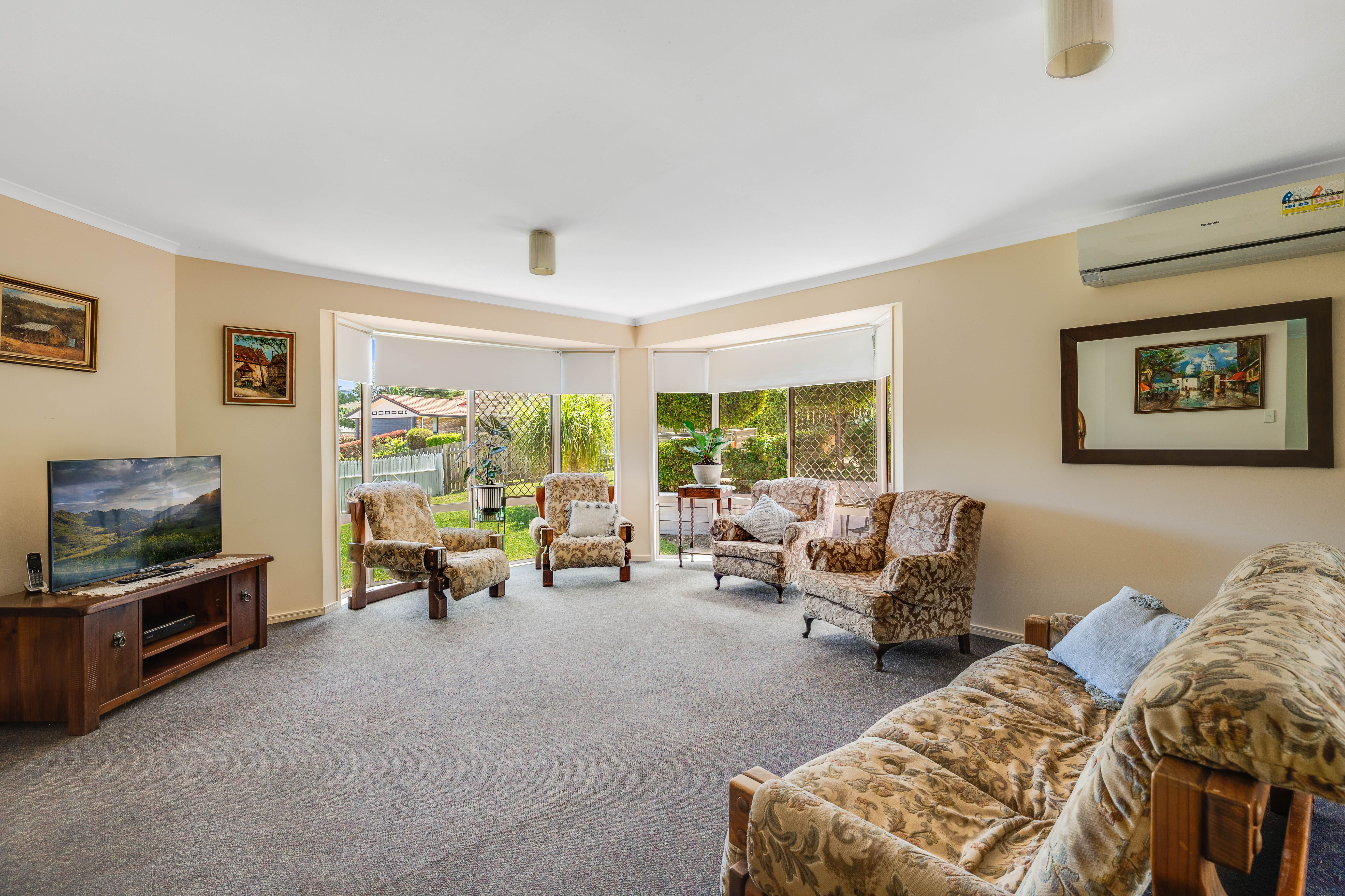 2 Saratoga Close, Wilsonton, QLD 4350