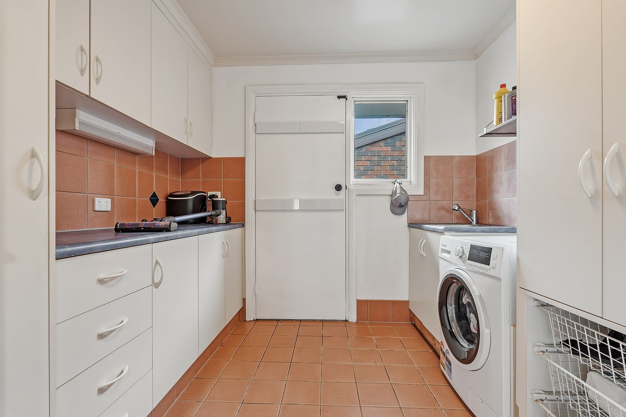 2 Birkdale Close — photo 21 of 24