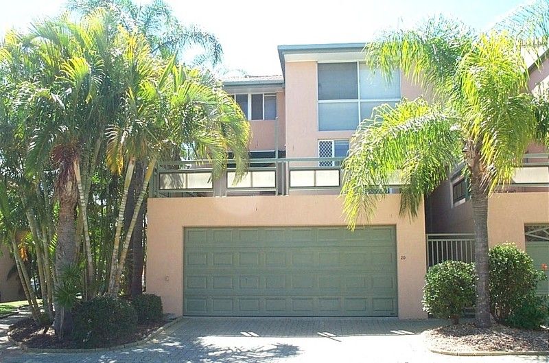 20/100 Morala Avenue, Runaway Bay, QLD 4216