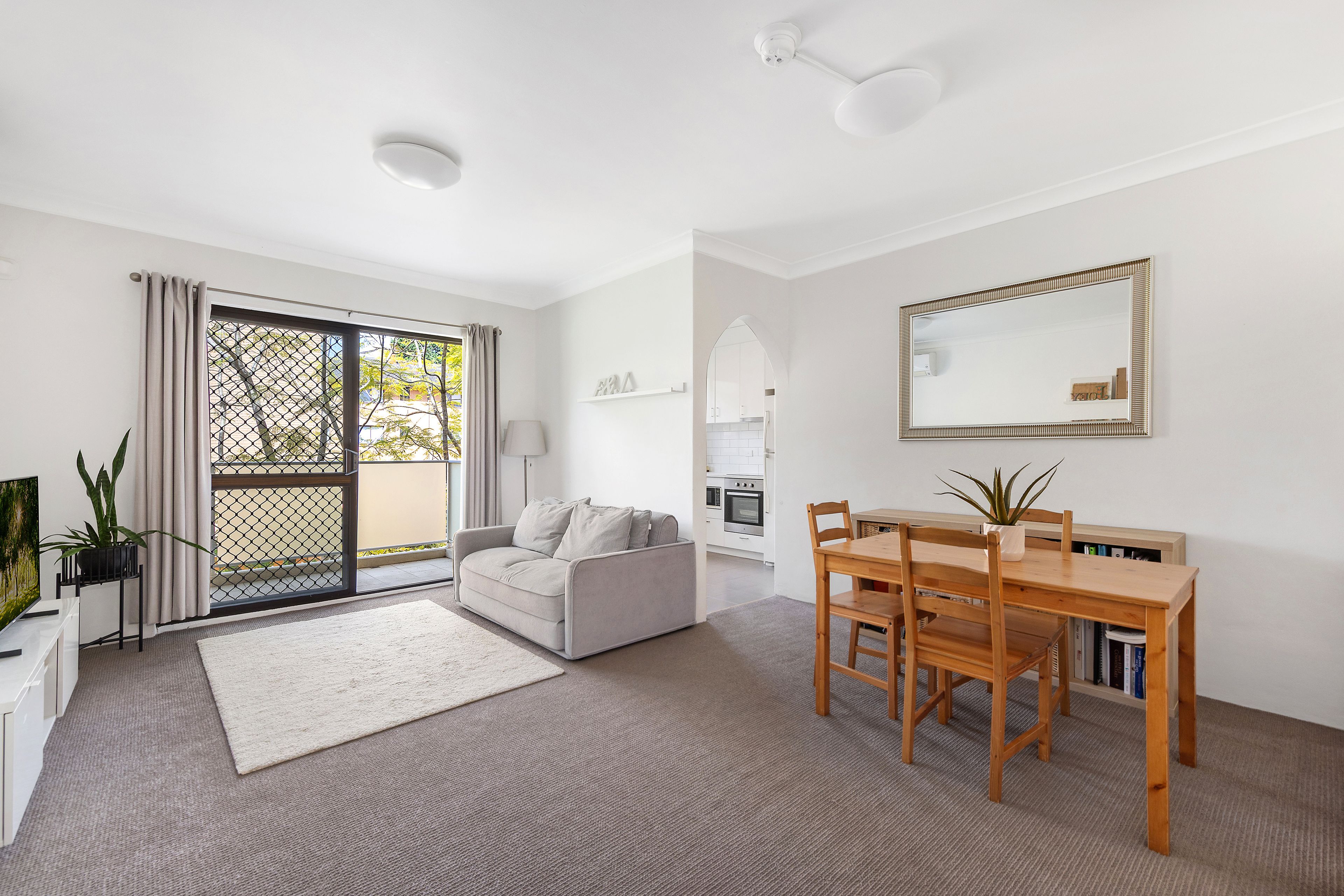 8/71 Florence Street — photo from Ray White Upper North Shore