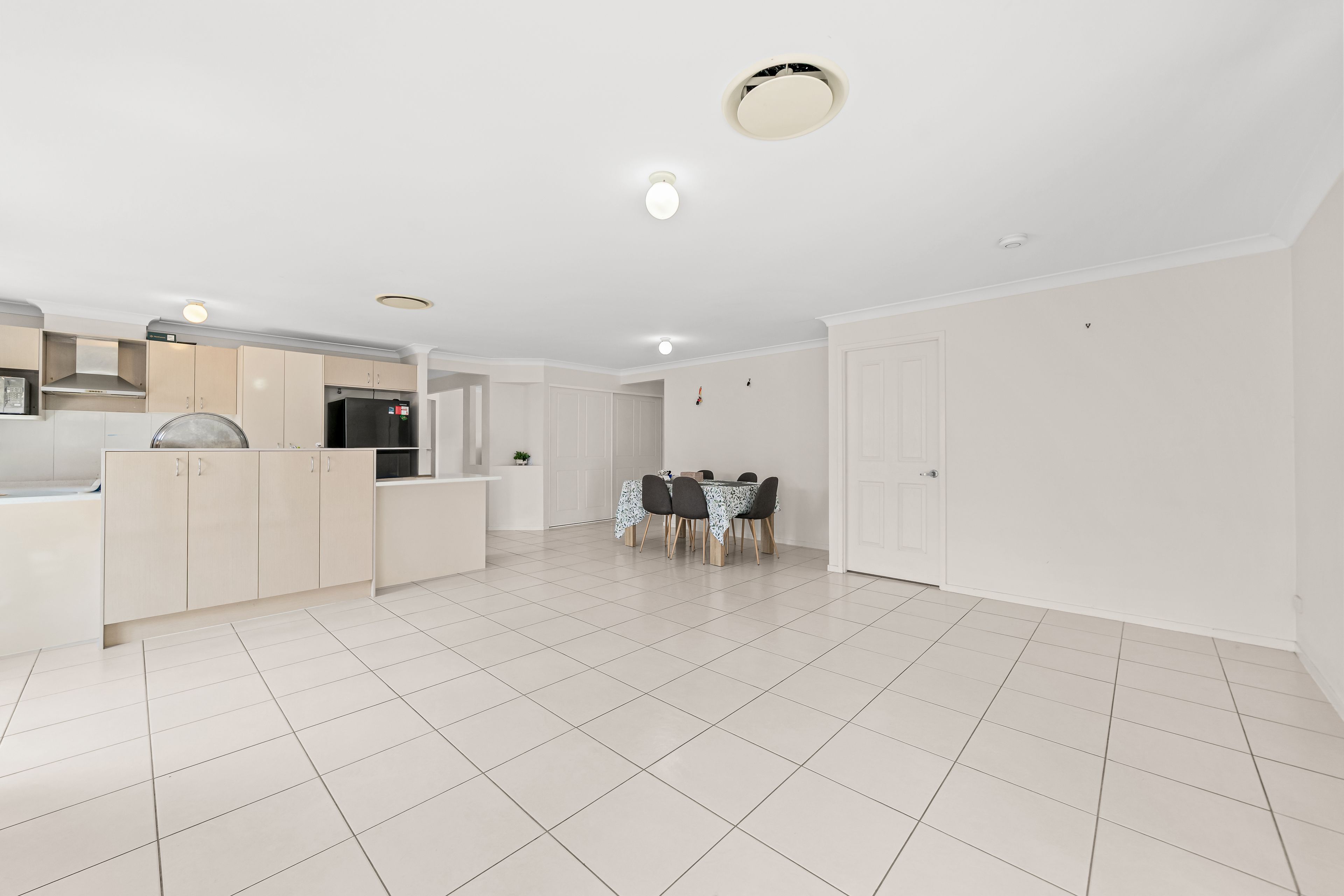 33 Philong Street — photo 3 of 20