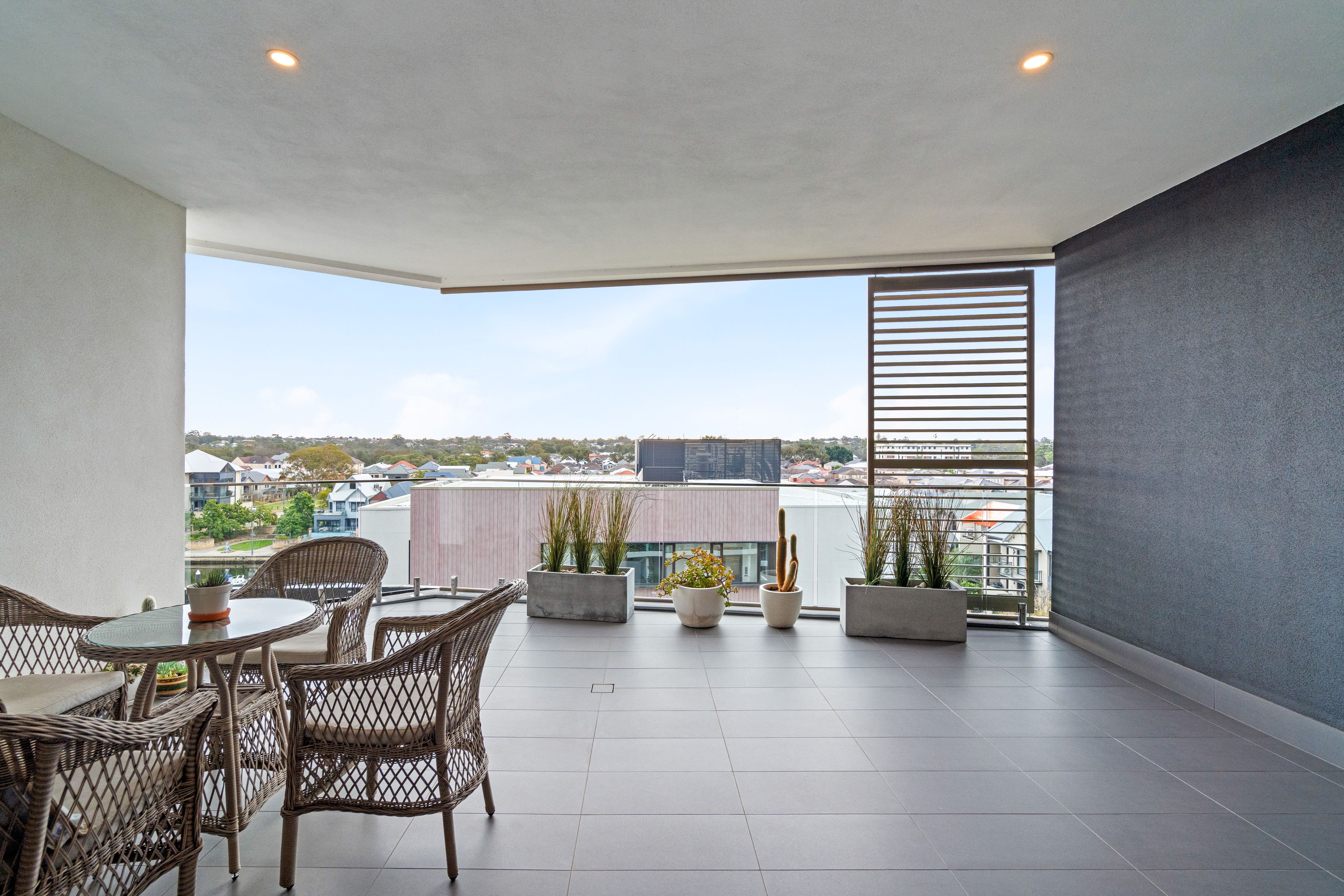 83/16 Marina Drive — photo 4 of 30