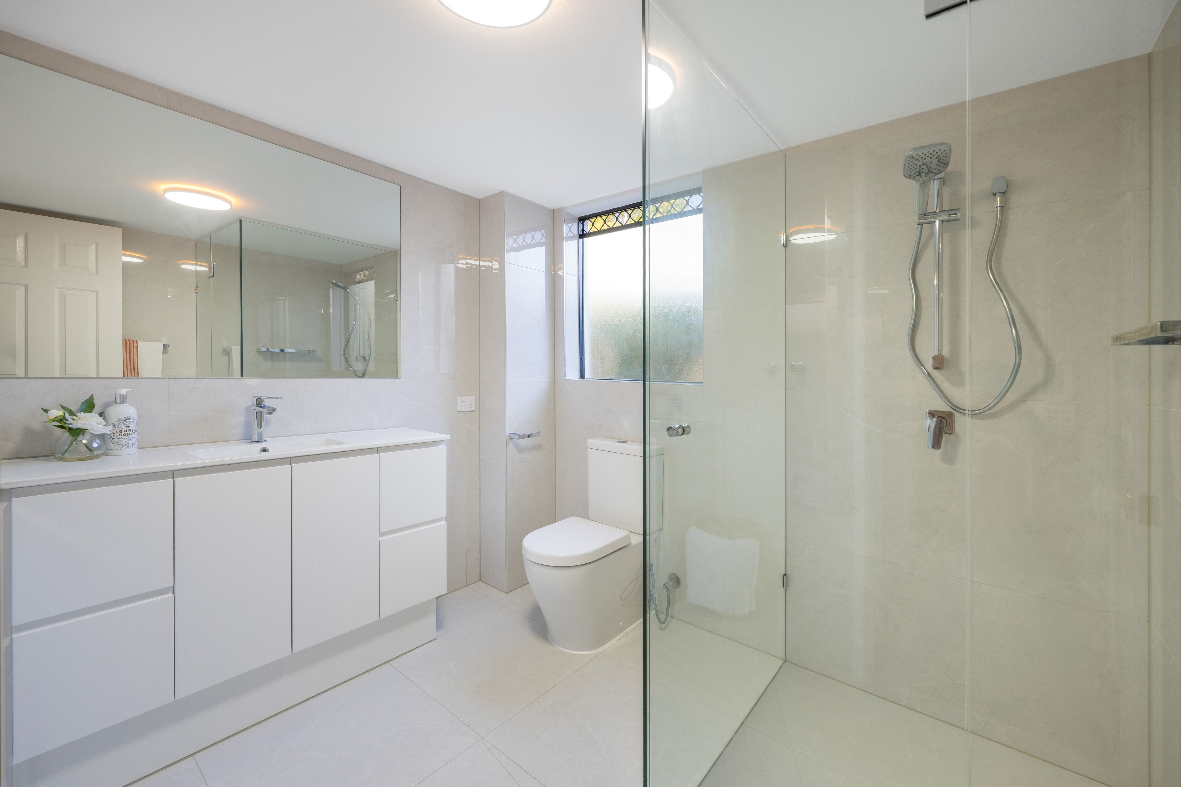 2/33 Brassey Street — photo 16 of 18
