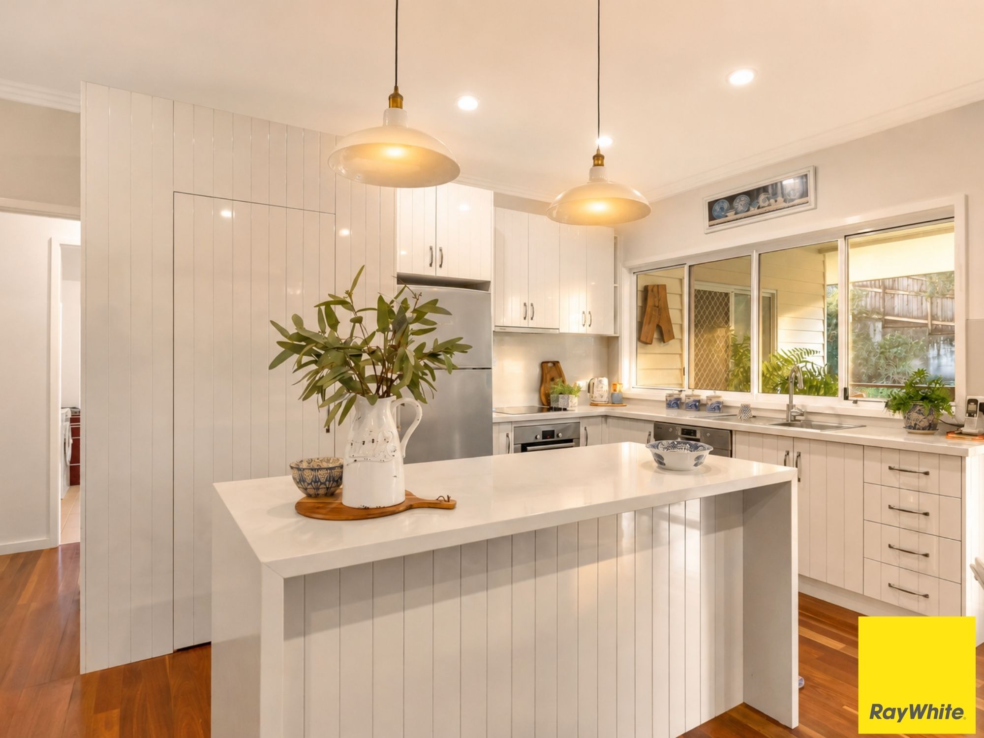 8 Bel-Air Drive, Whitfield, QLD 4870