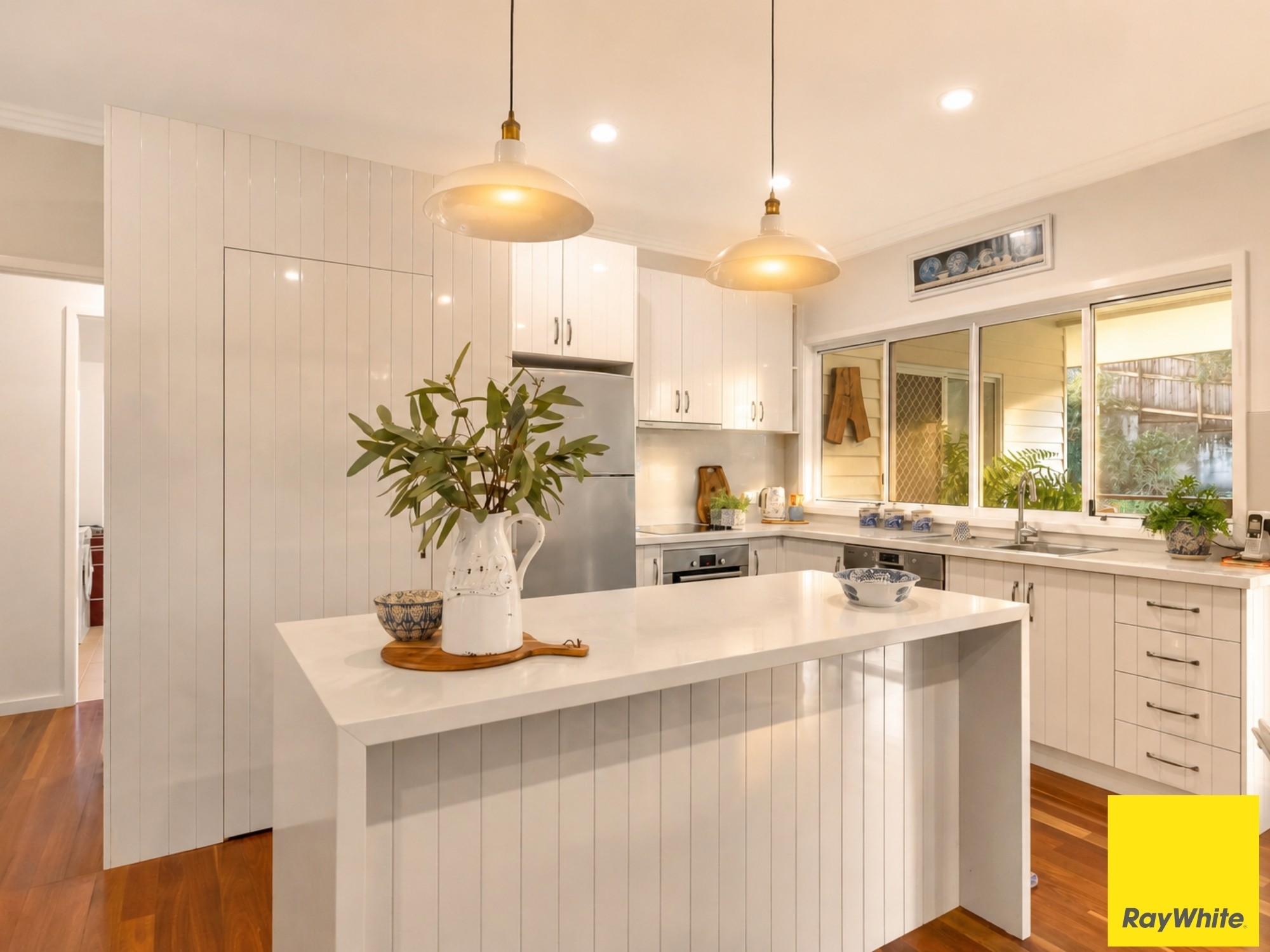8 Bel-Air Drive, Whitfield, QLD 4870