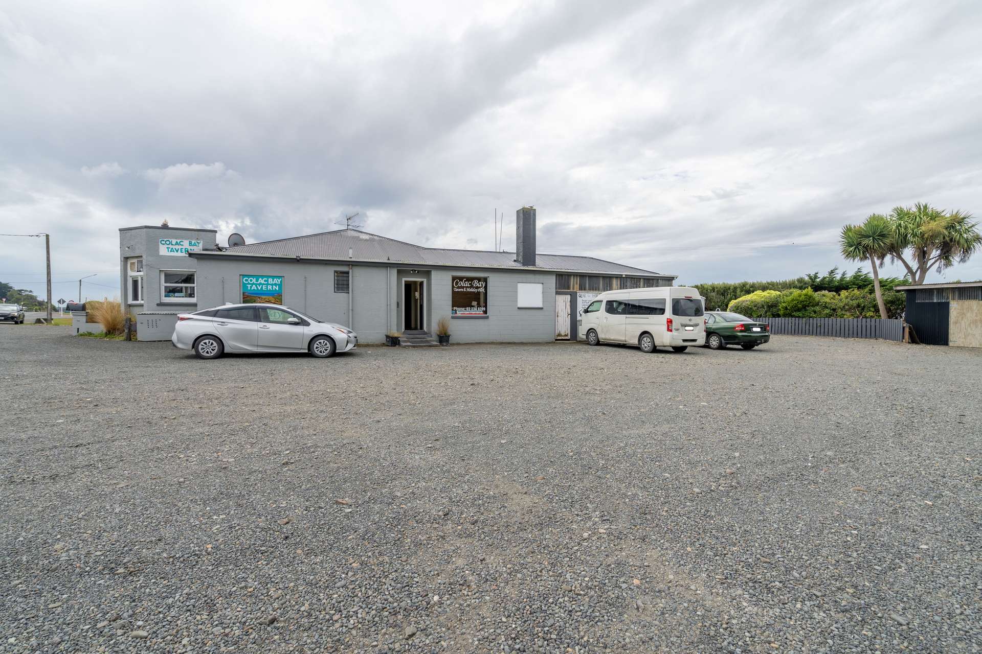 15 Colac Bay Road photo 24