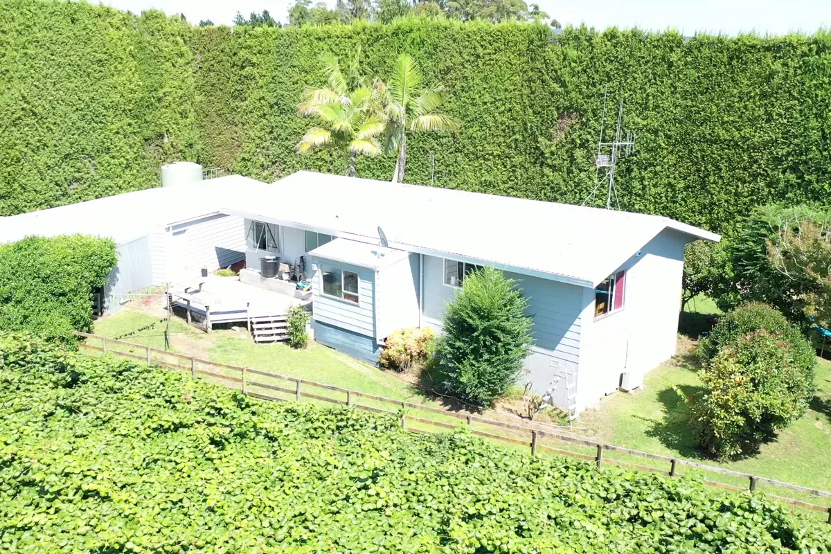 221 Brown Road photo 0