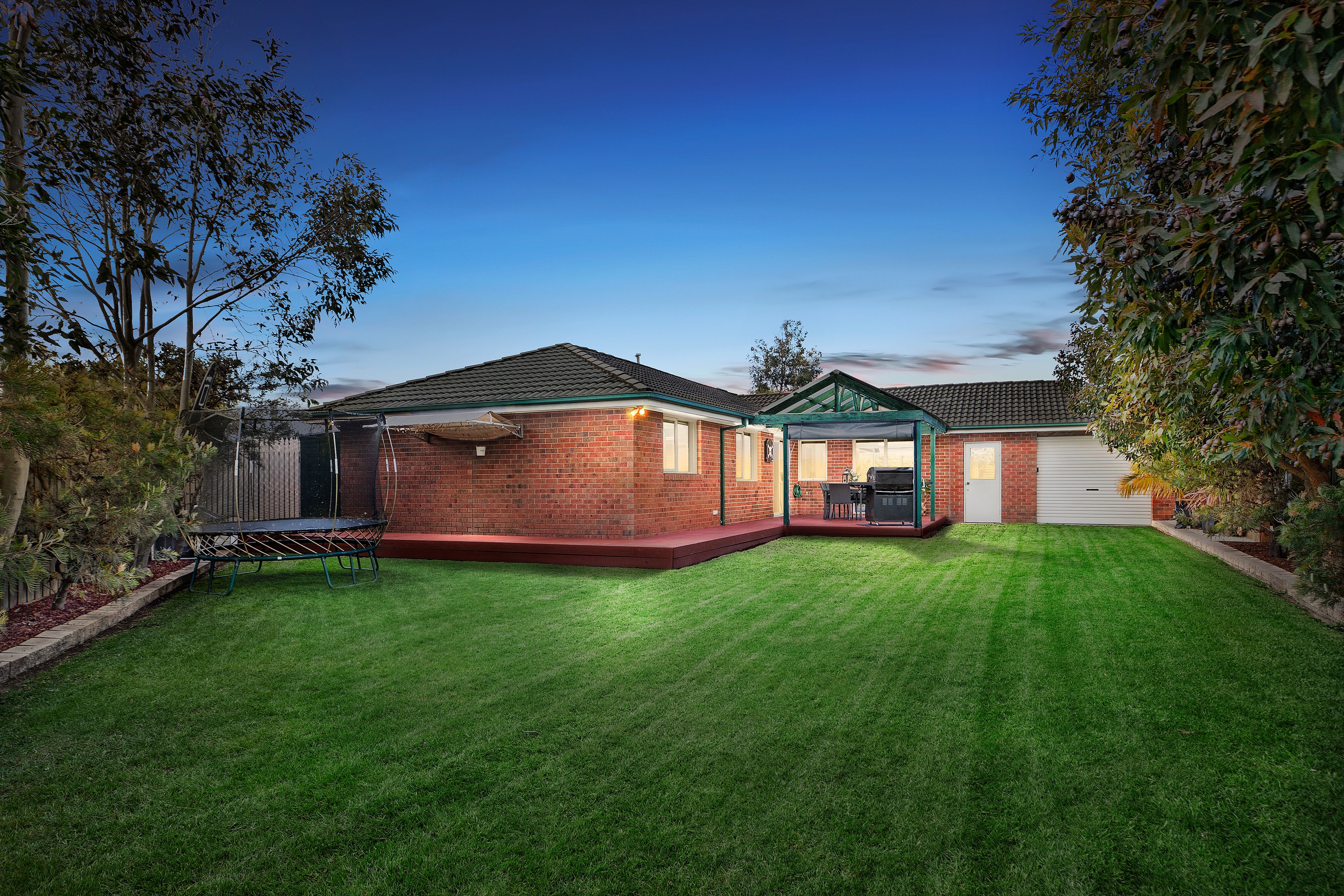 22 Outlook Court, Ferntree Gully, VIC 3156