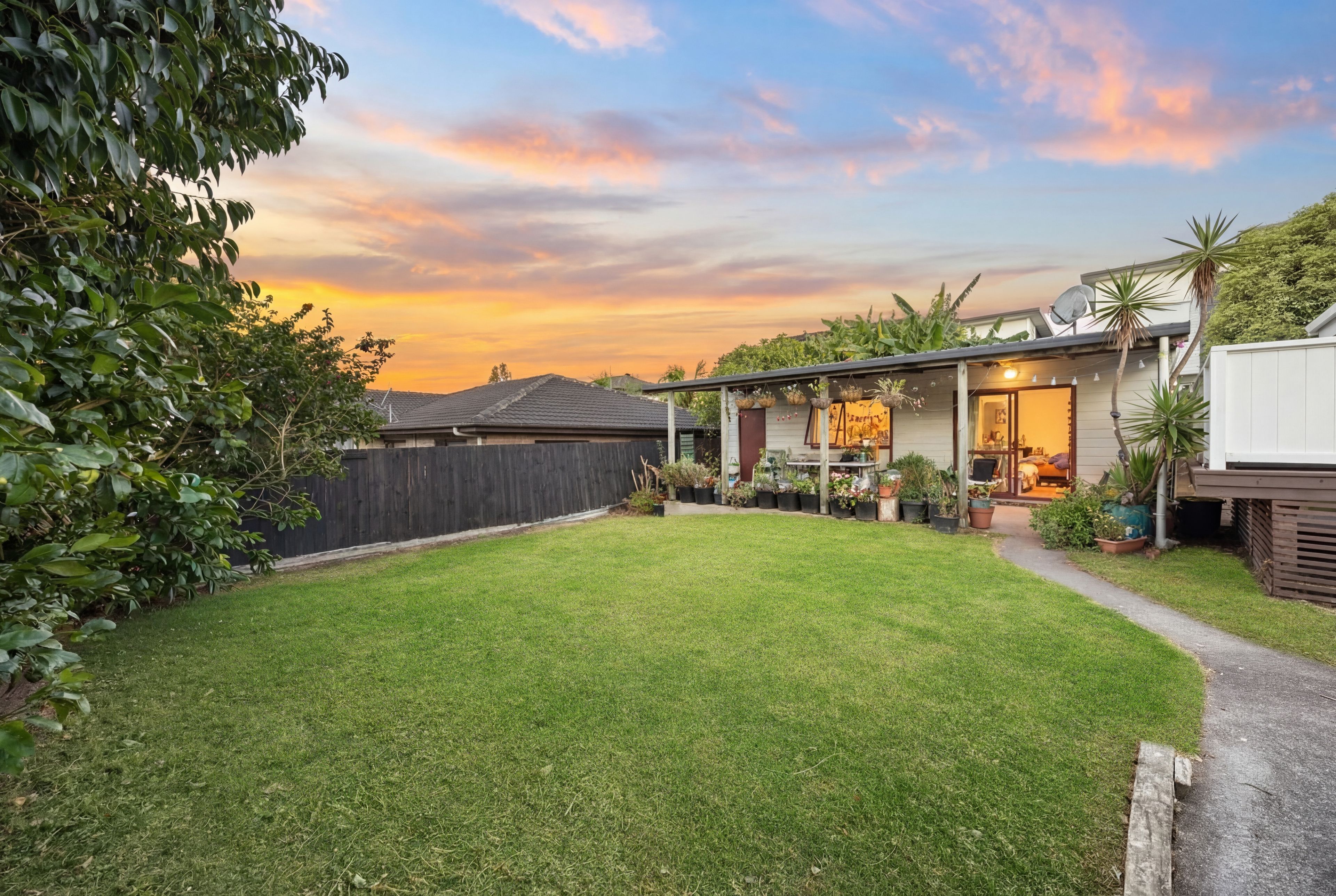 4037A Great North Road, Glen Eden, Waitakere City