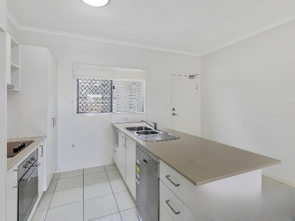 4/59 Adelaide Street, Carina, QLD 4152