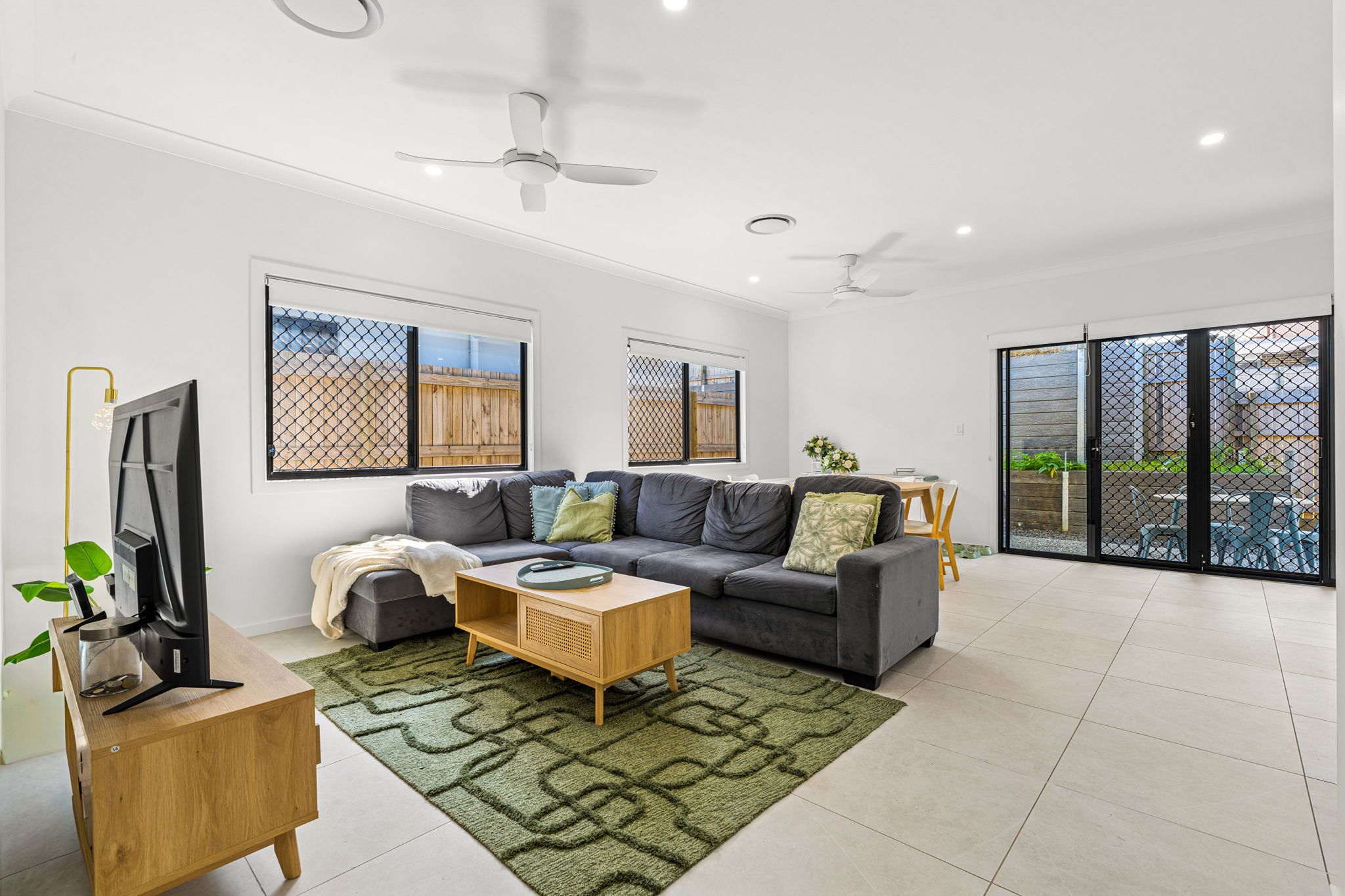27 Brookview Place — photo 3 of 14