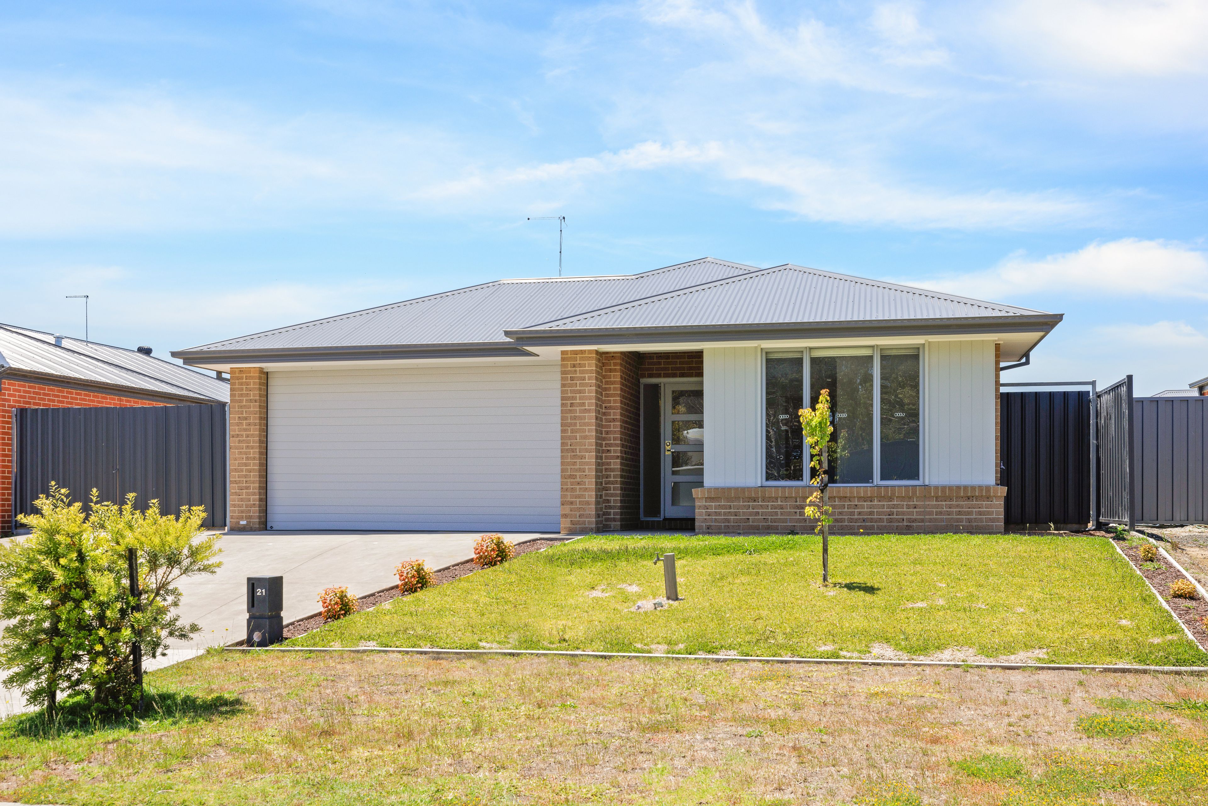 21 Clifton Crescent, Cowes VIC 3922