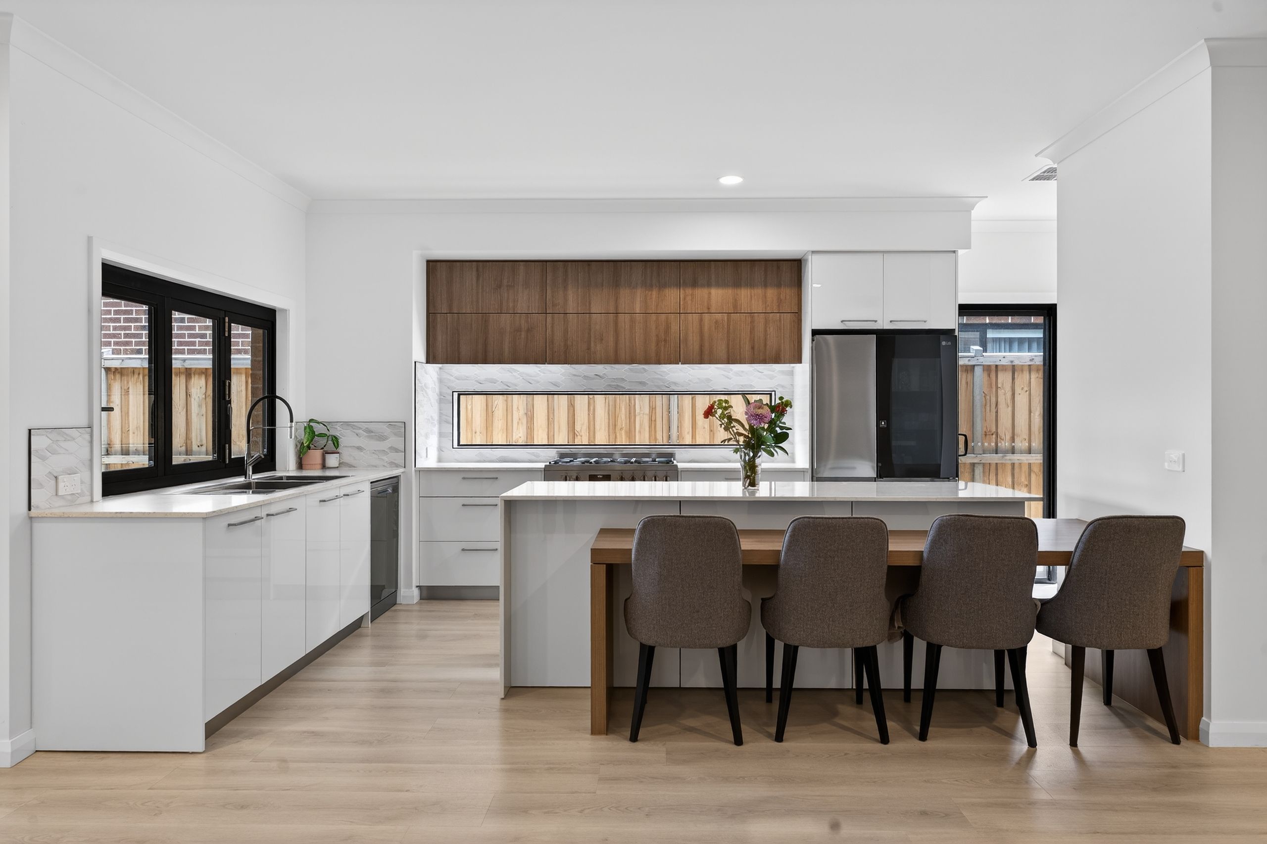 6 Darter Way, Armstrong Creek, VIC 3217