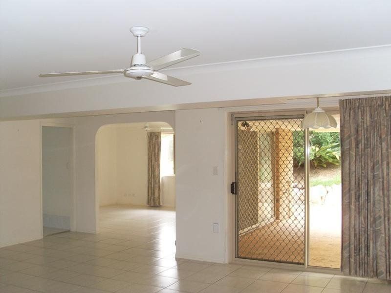 16 Comet Court, Bridgeman Downs, QLD 4035