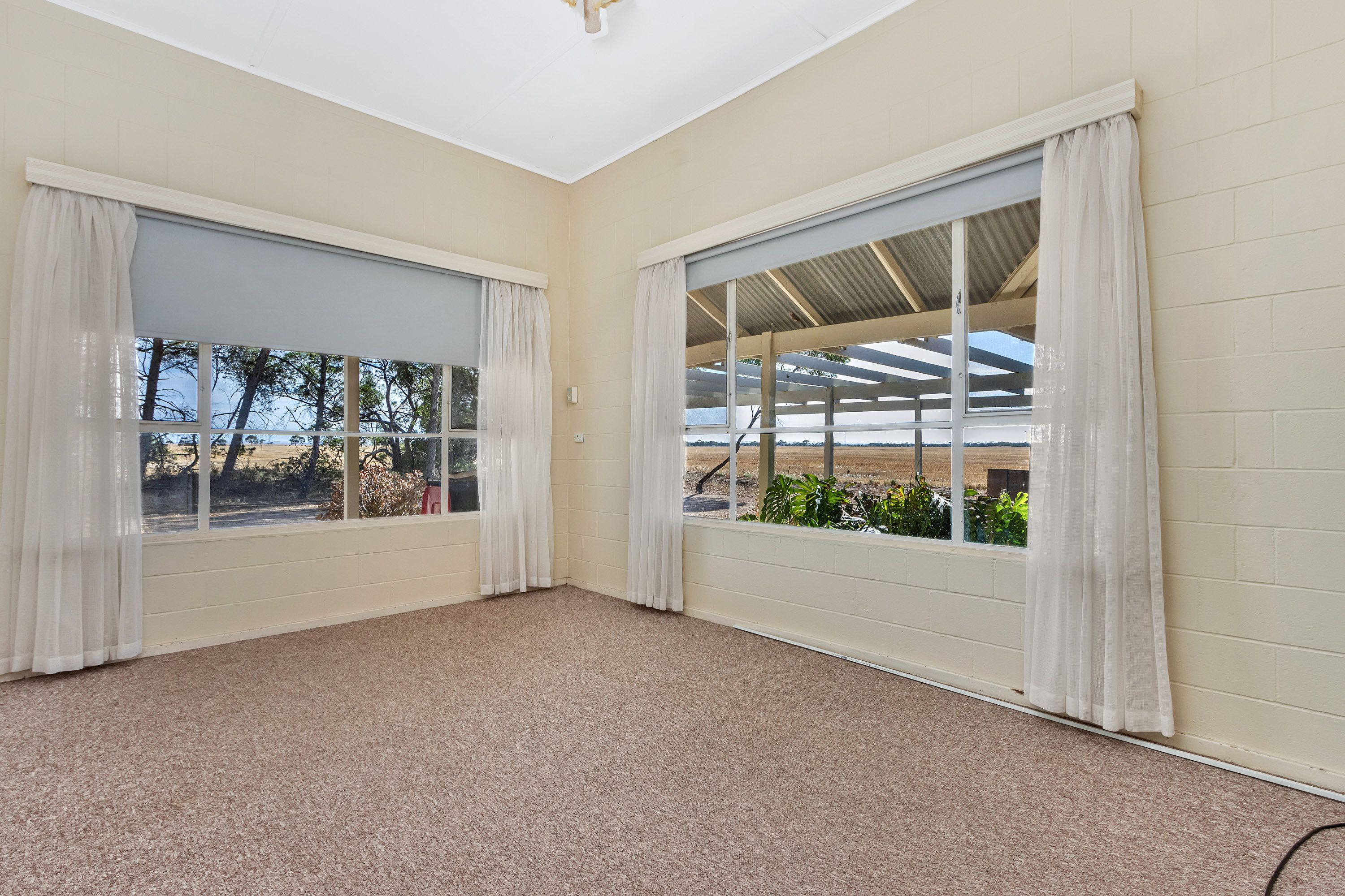 164 Traeger Road — photo 9 of 18
